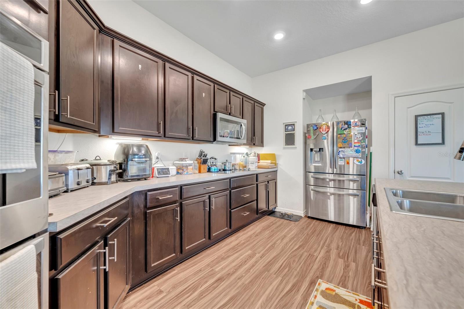 Image 15 of 36 For 2488 Begonia Street