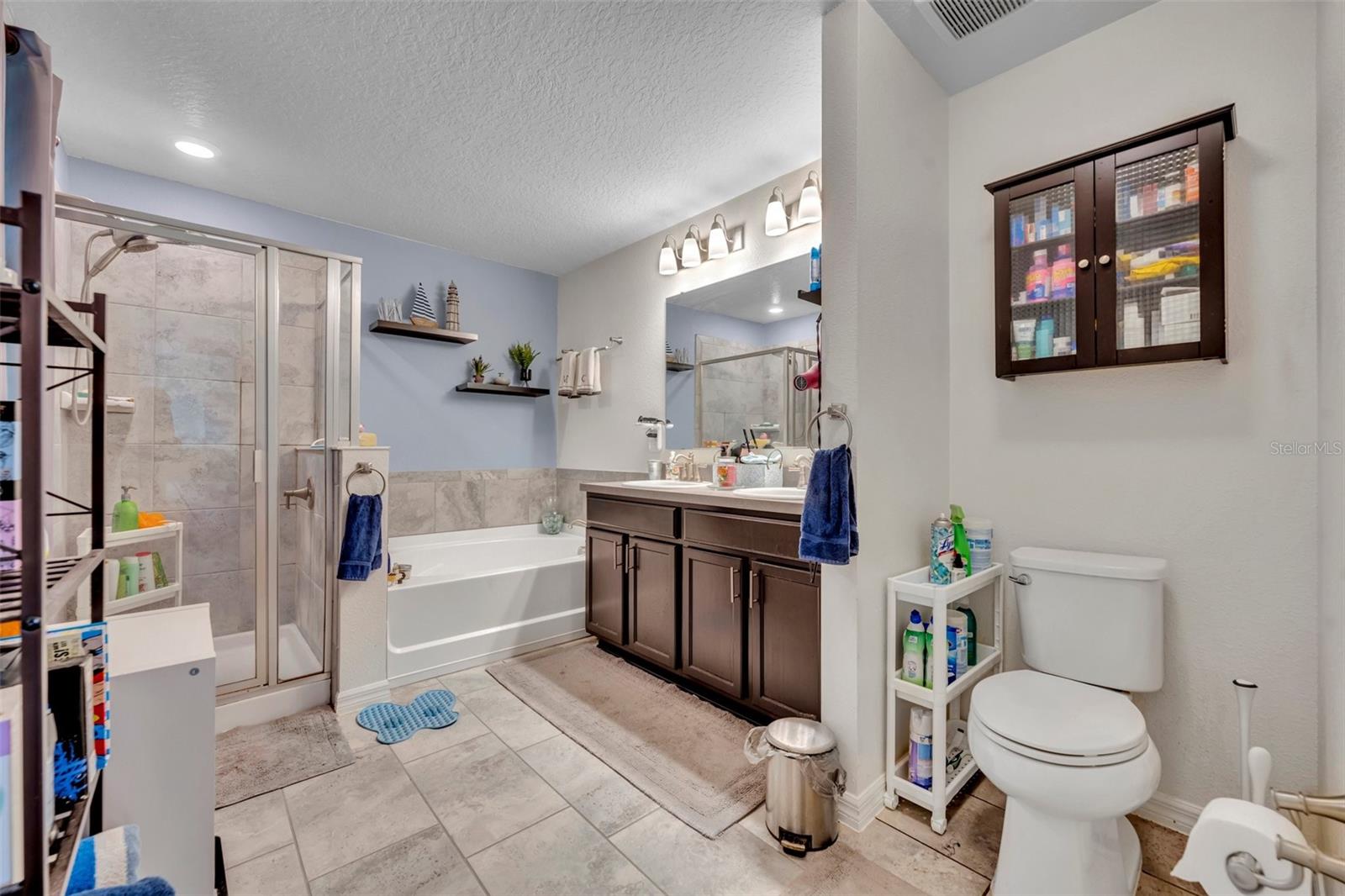 Image 21 of 36 For 2488 Begonia Street