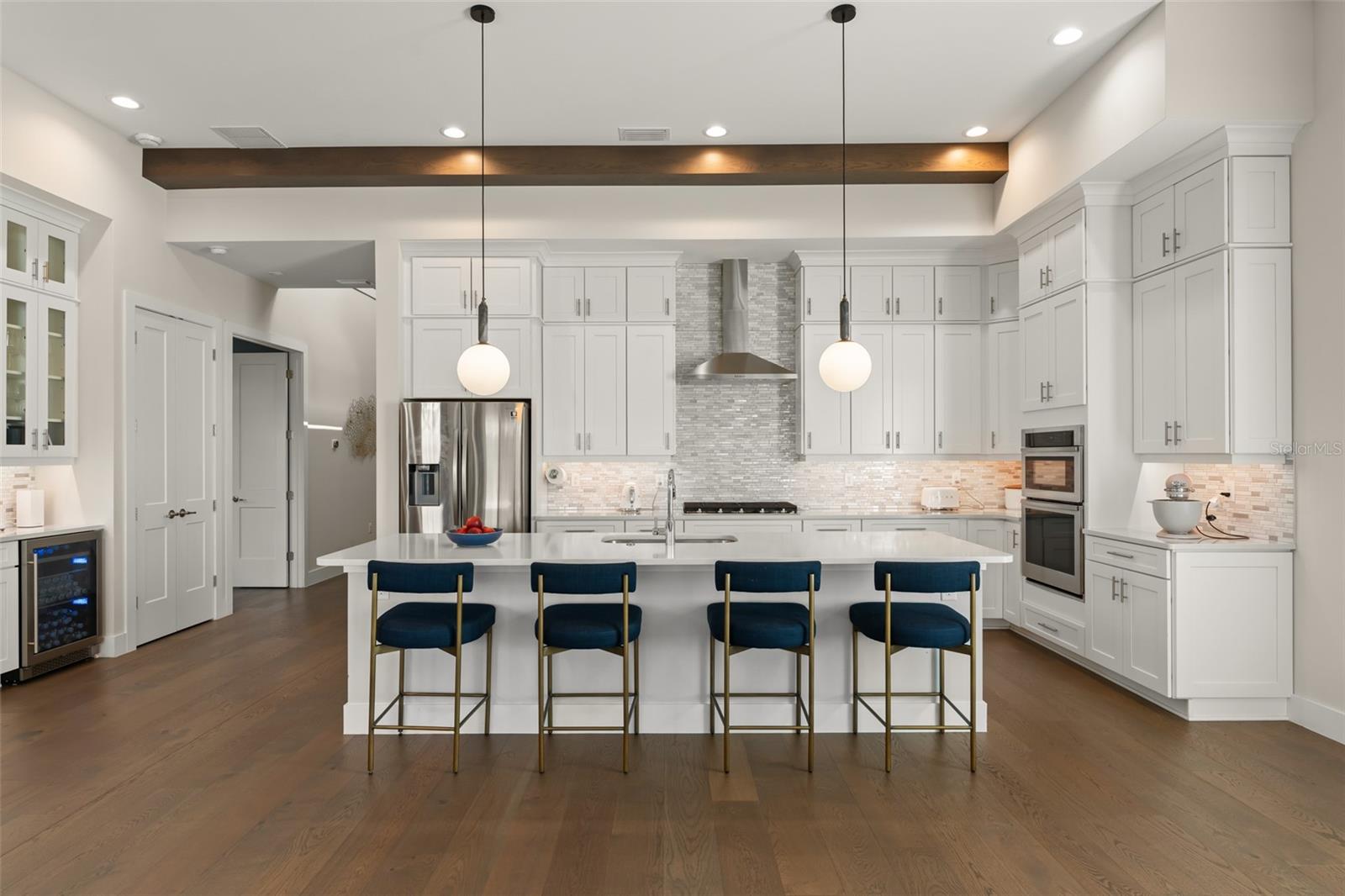 Image 15 of 56 For 16030 Vetta Drive