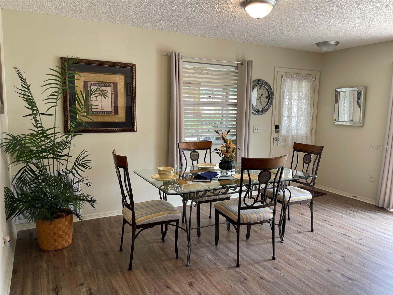Image 4 of 7 For 16962 94th Sunnybrook Circle