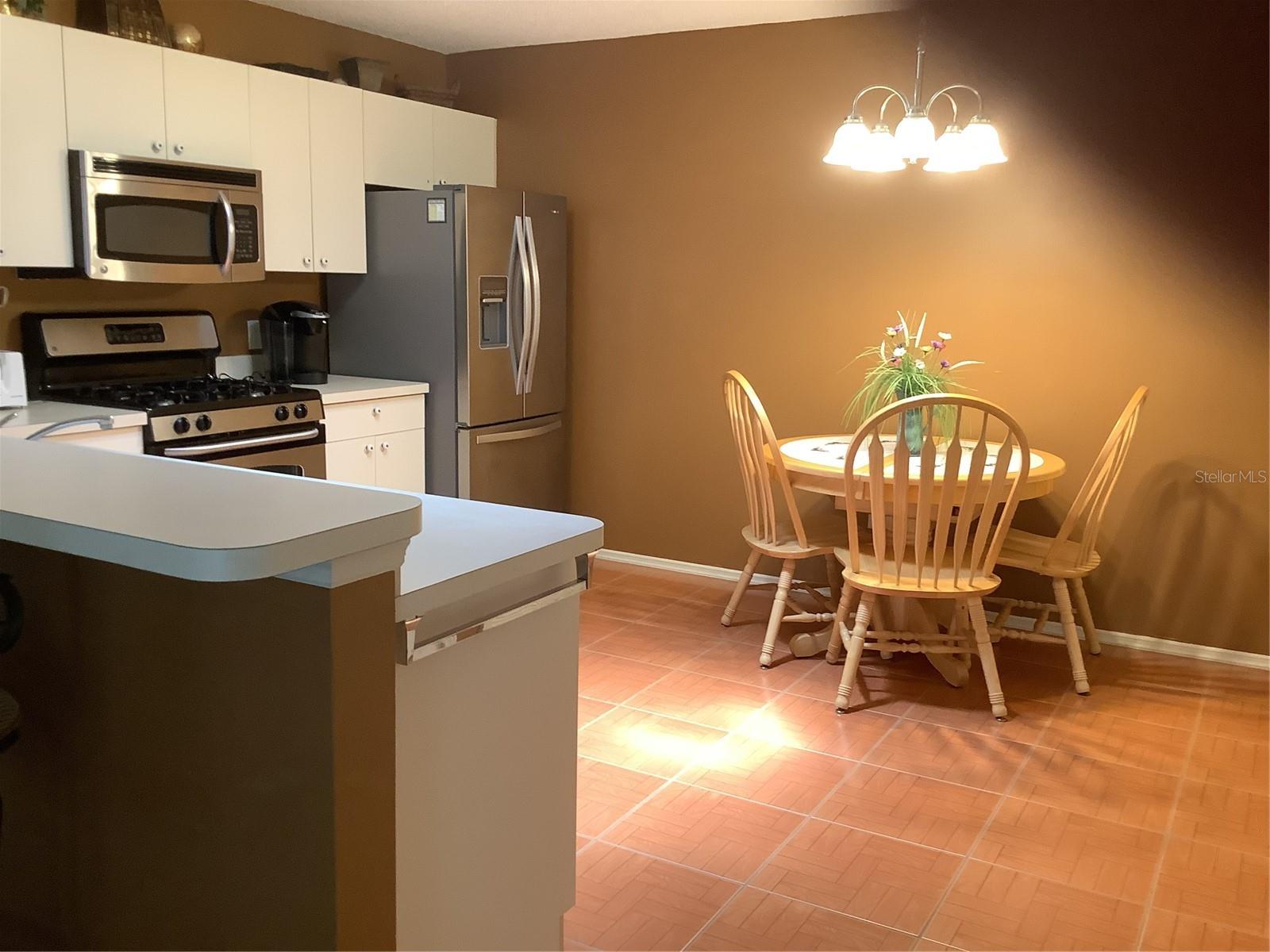 Image 5 of 7 For 16962 94th Sunnybrook Circle