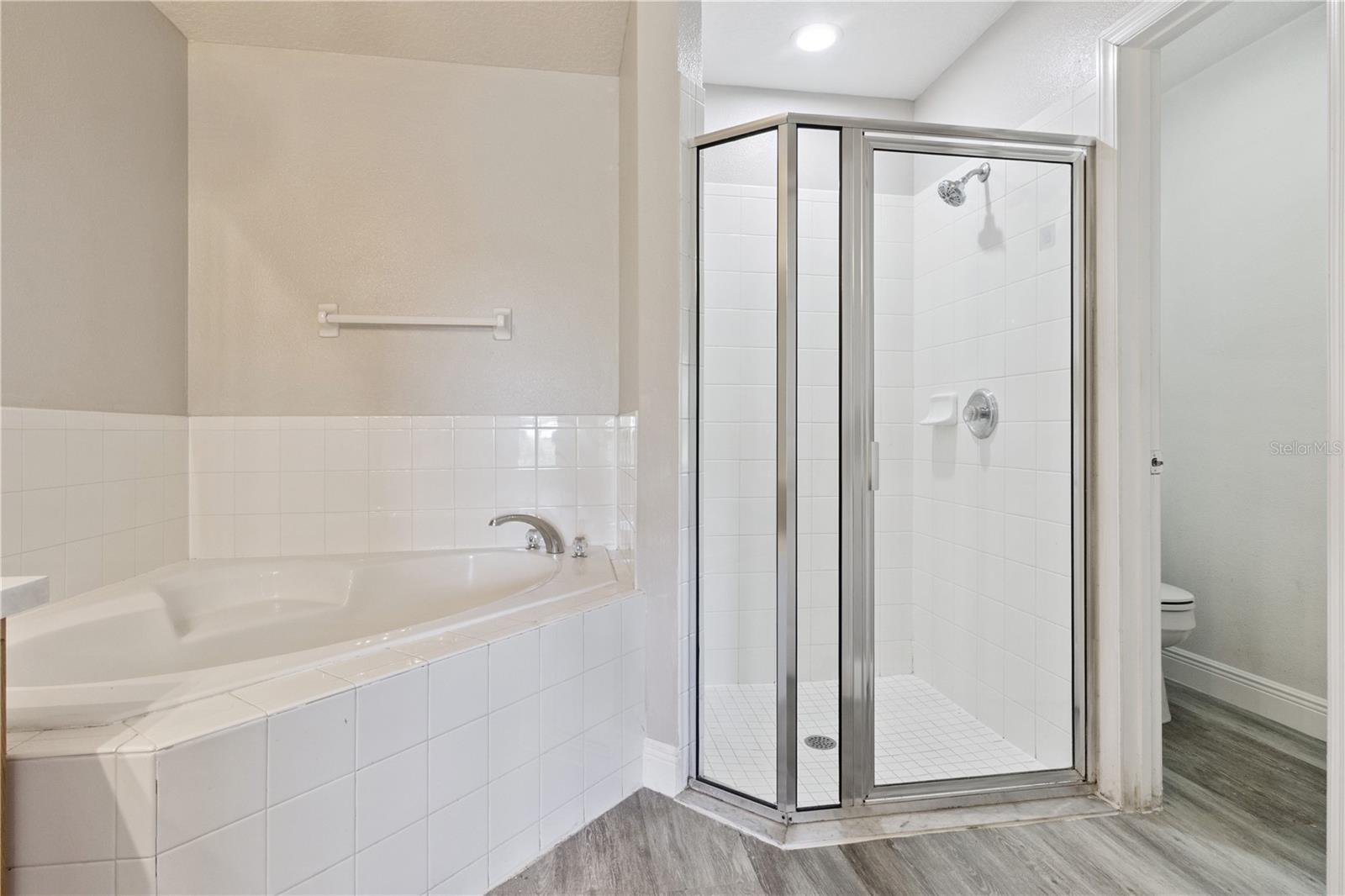 Image 30 of 33 For 1055 Bluegrass Drive