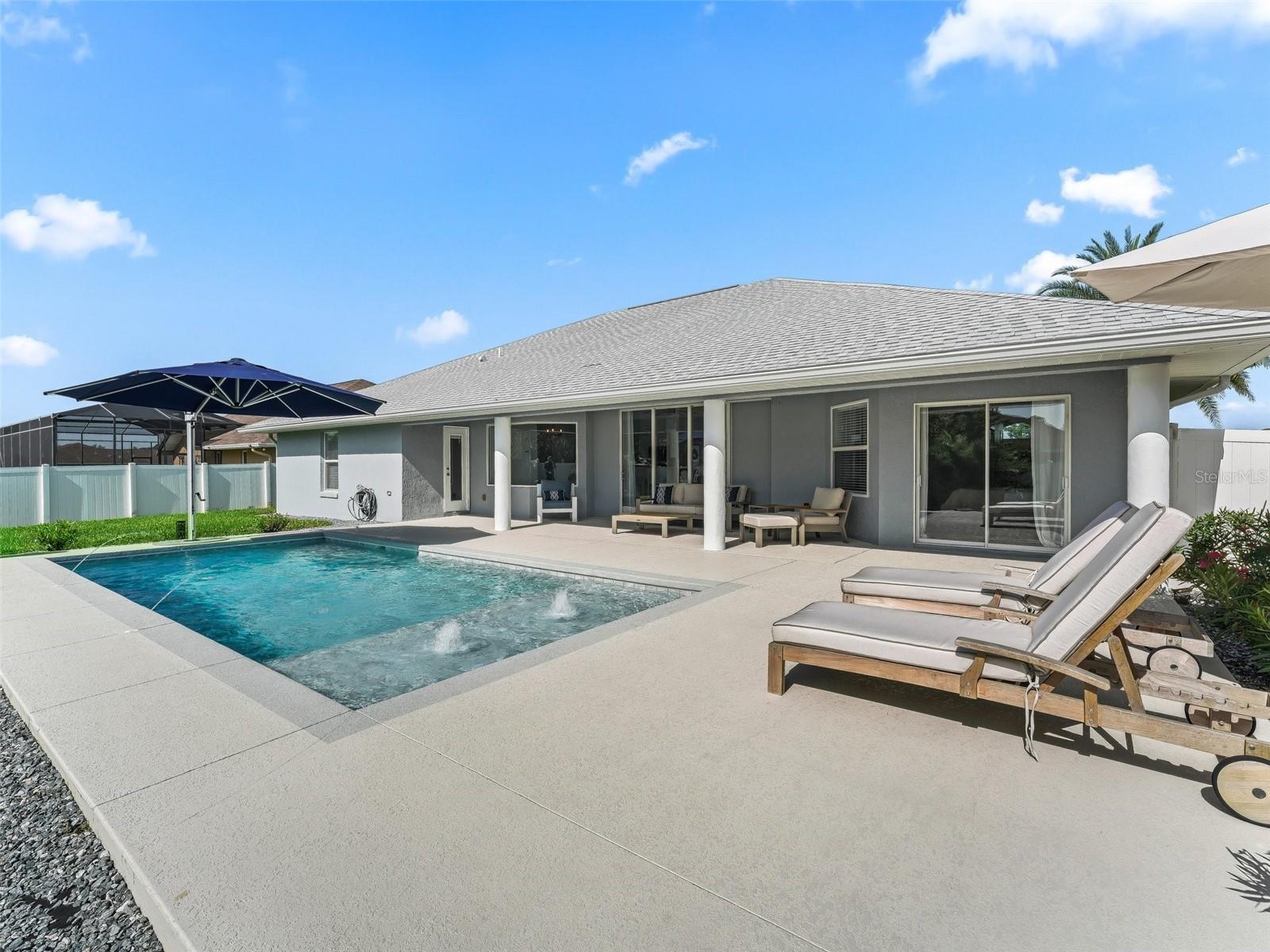 Image 39 of 85 For 10201 69th Avenue