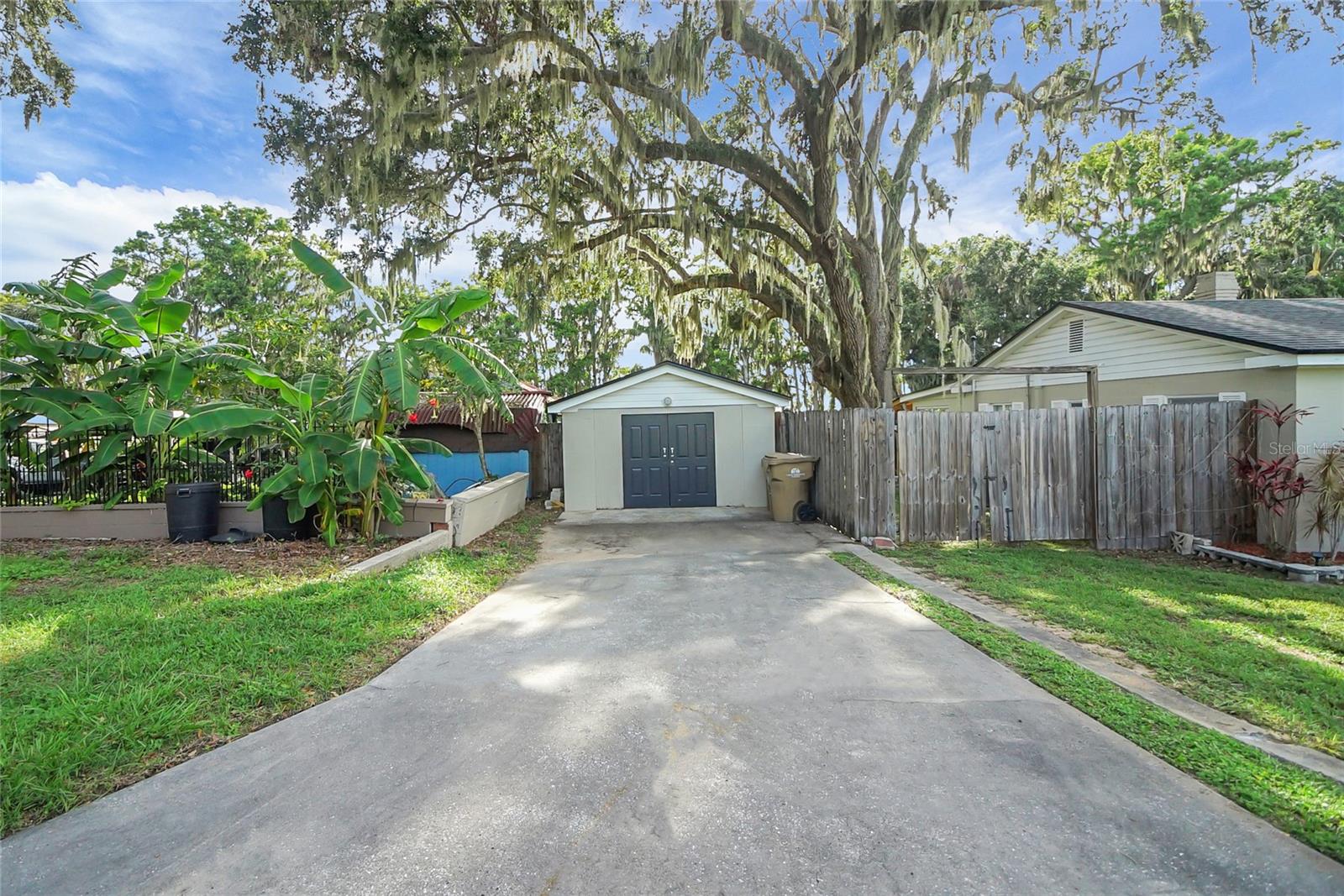 Image 31 of 39 For 30523 Orange Drive