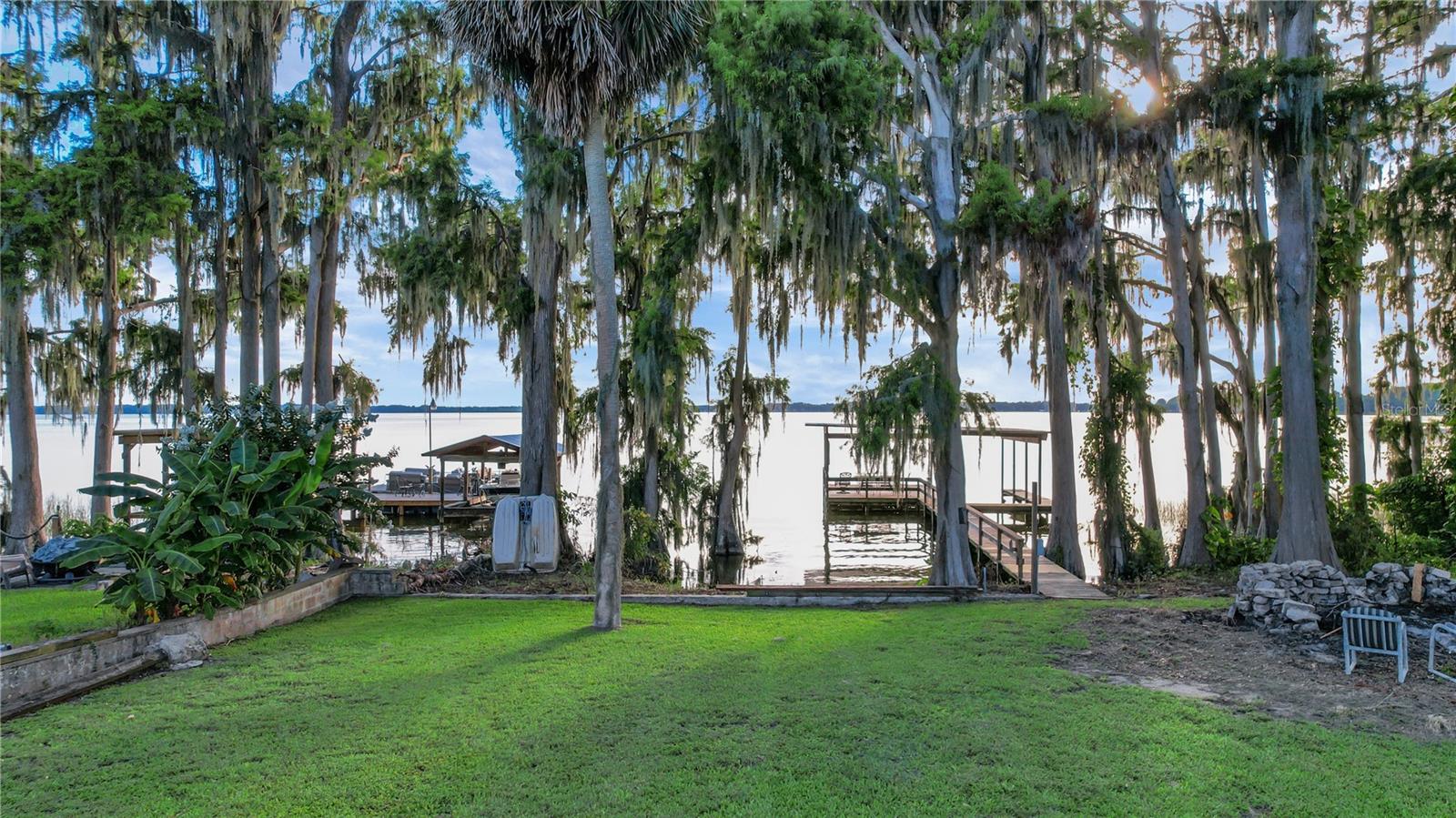 Image 6 of 39 For 30523 Orange Drive