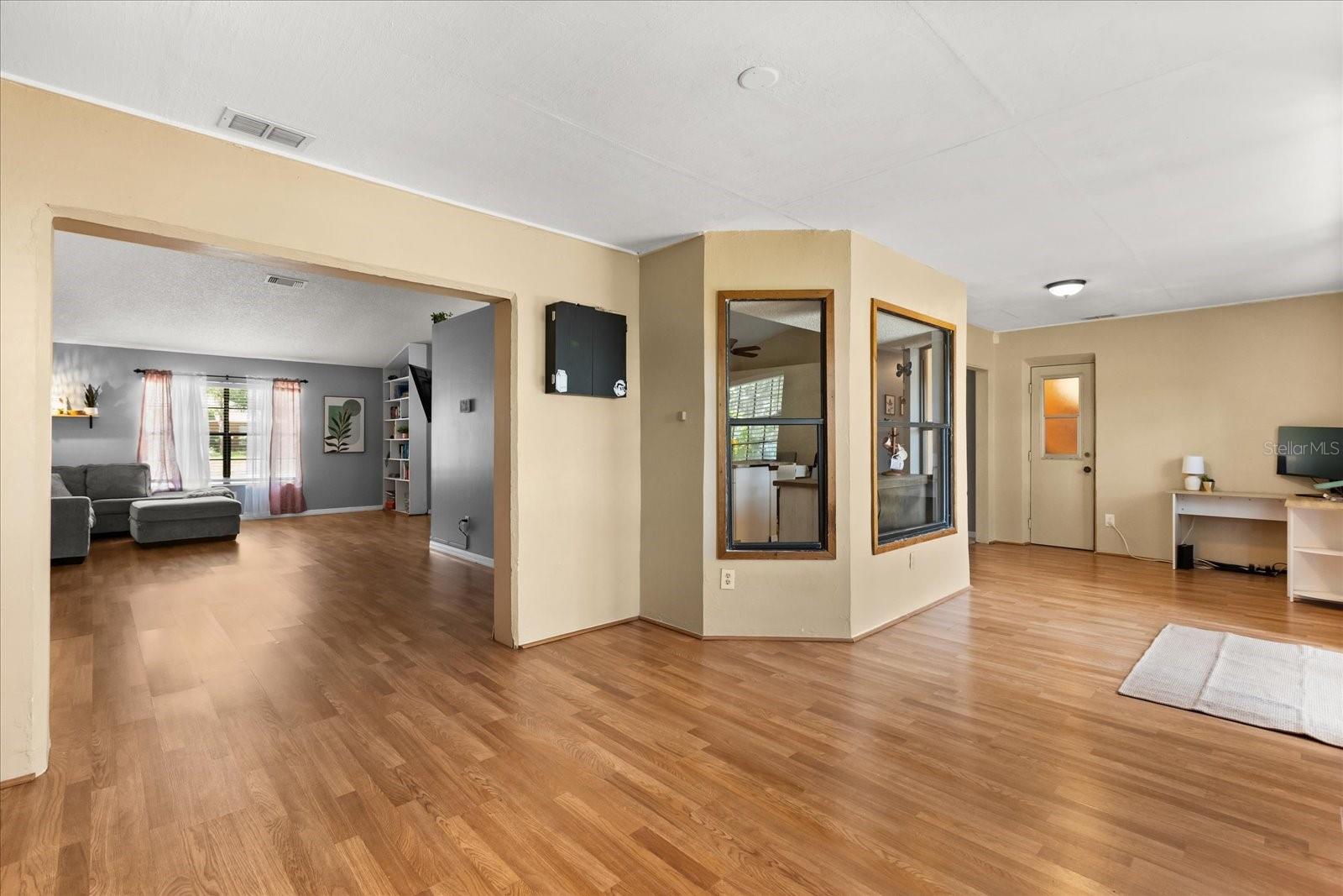 Image 17 of 31 For 3184 Maltby Drive