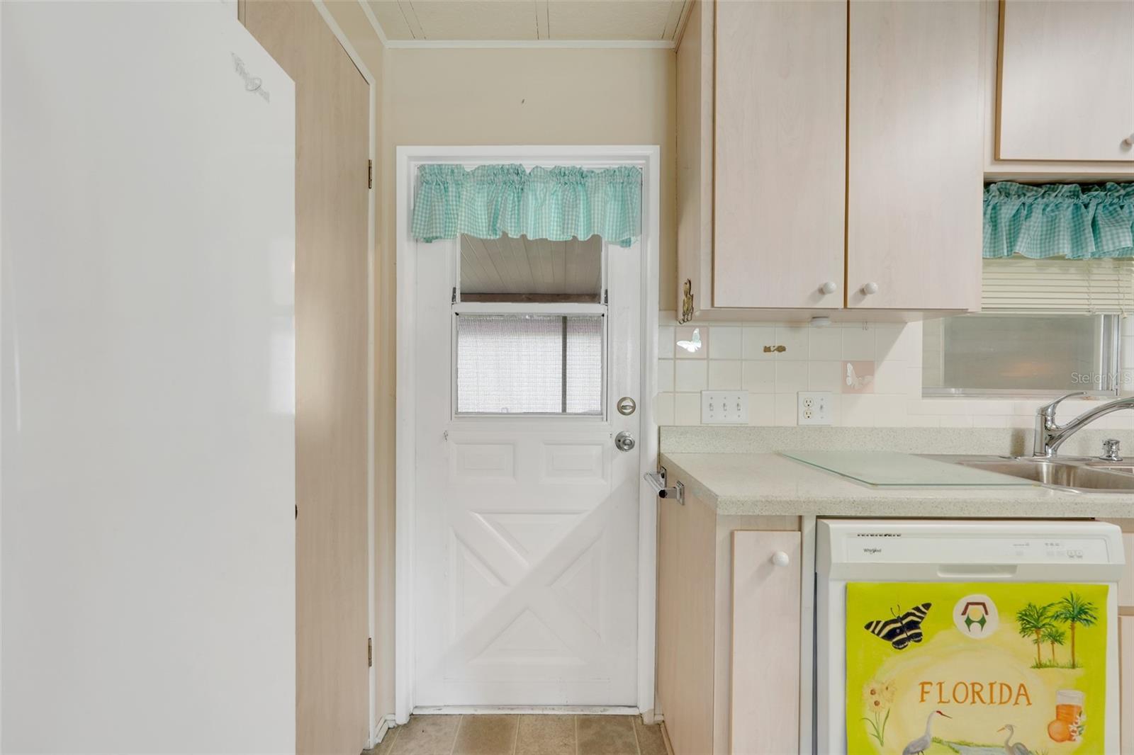 Image 18 of 55 For 119 Royal Palm Drive