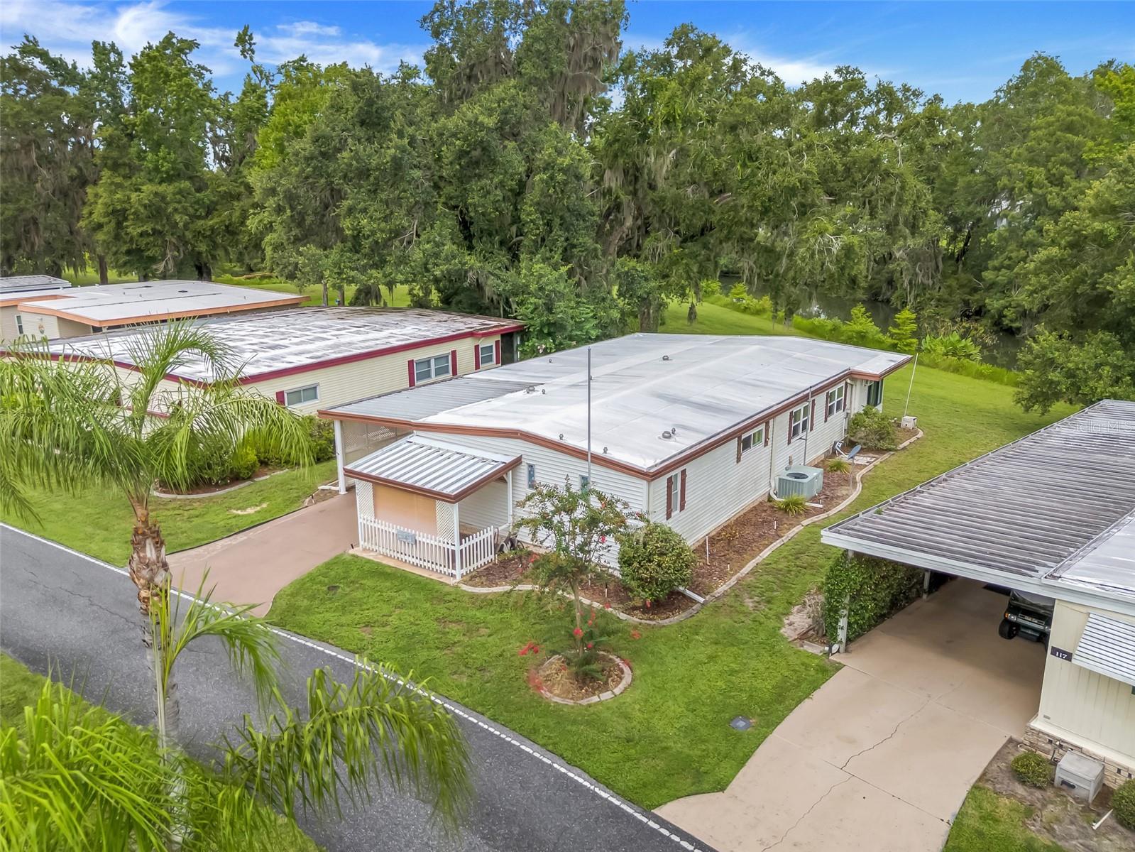 Image 4 of 55 For 119 Royal Palm Drive
