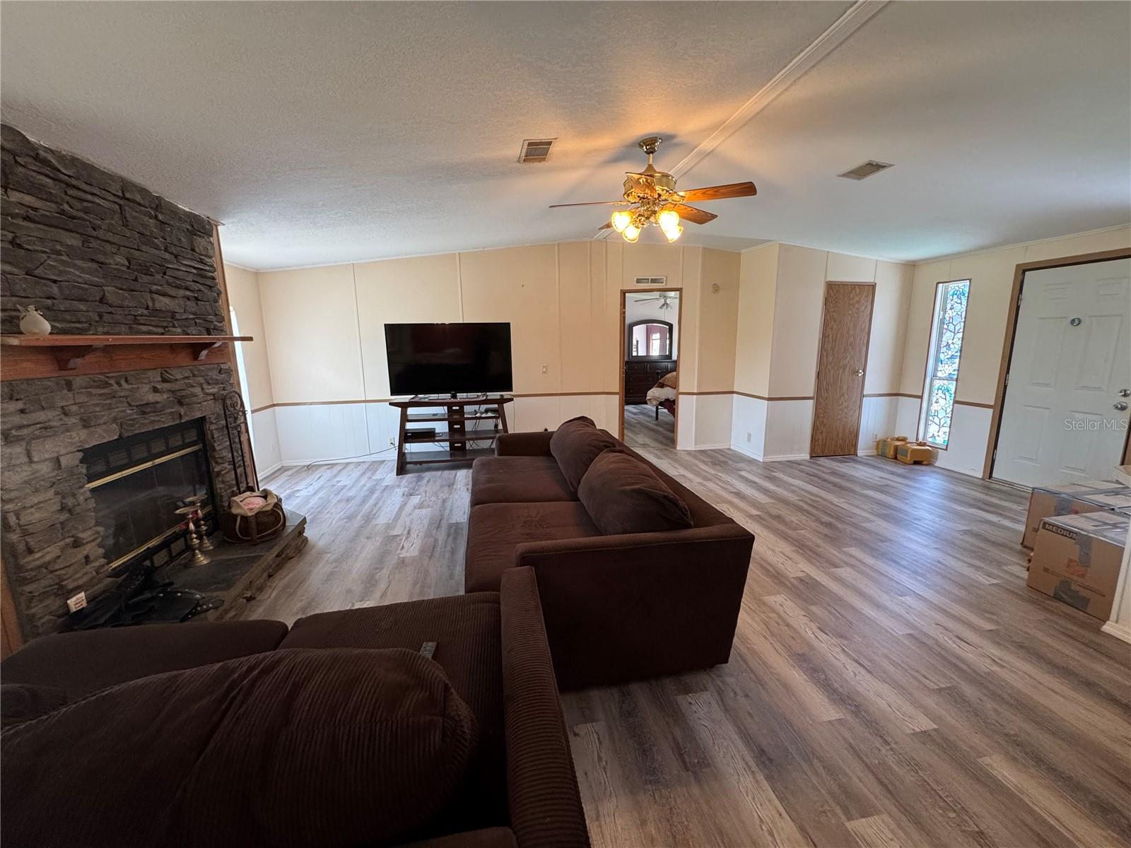 Image 8 of 39 For 10865 Timucuan Road