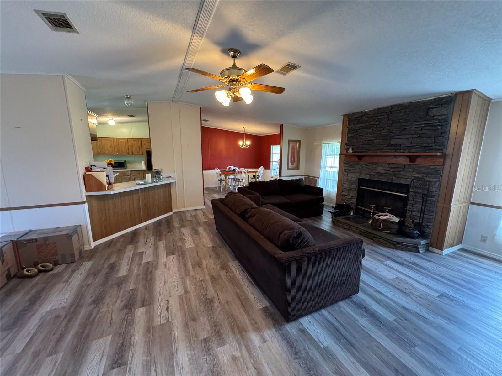 Image 9 of 39 For 10865 Timucuan Road
