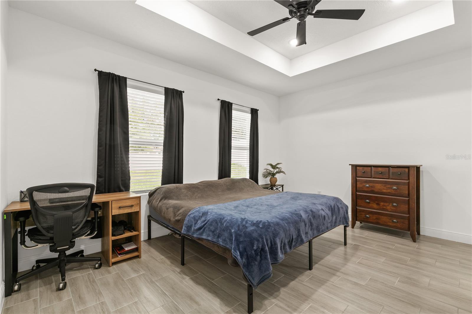 Image 17 of 36 For 1620 6th Avenue