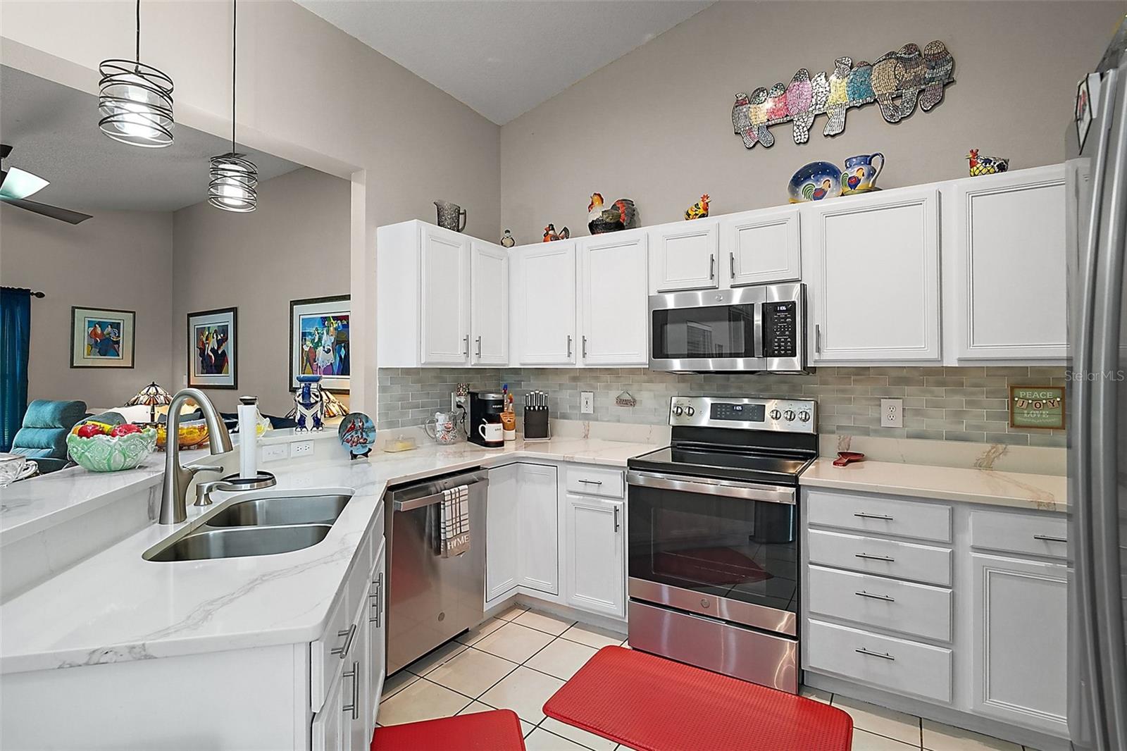 Image 12 of 35 For 4300 Leafway Circle