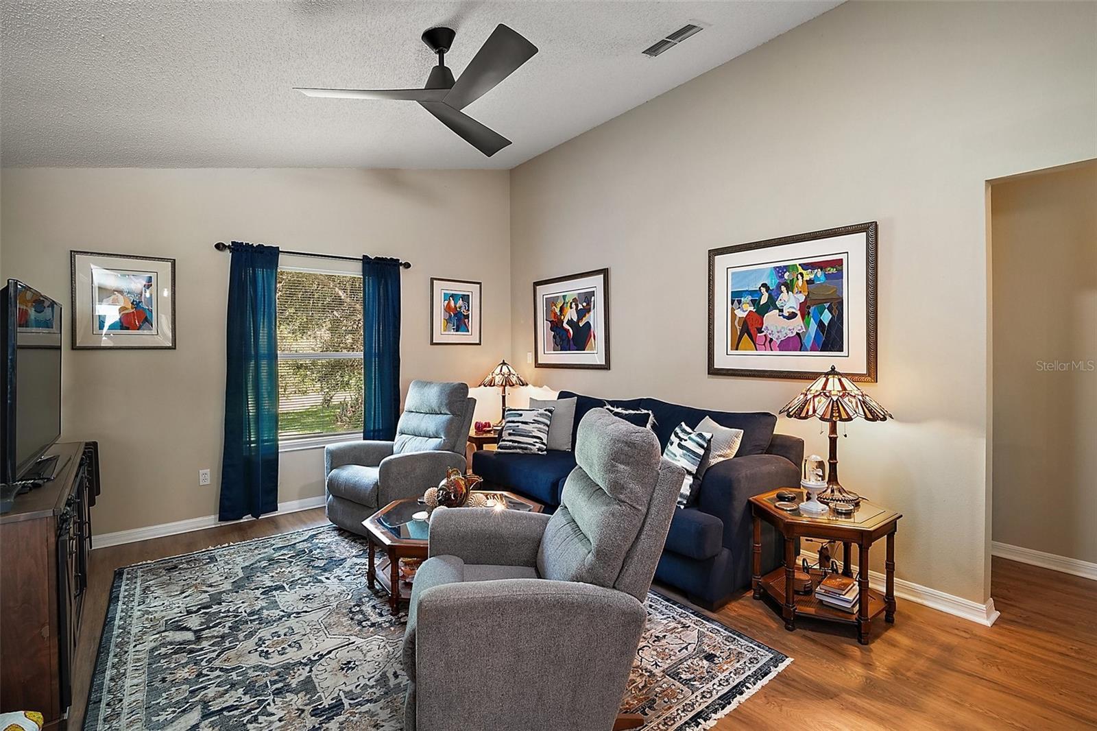 Image 16 of 35 For 4300 Leafway Circle