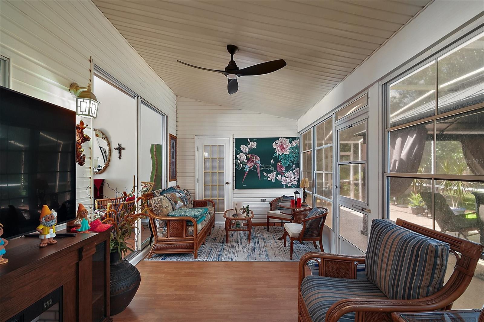 Image 20 of 35 For 4300 Leafway Circle