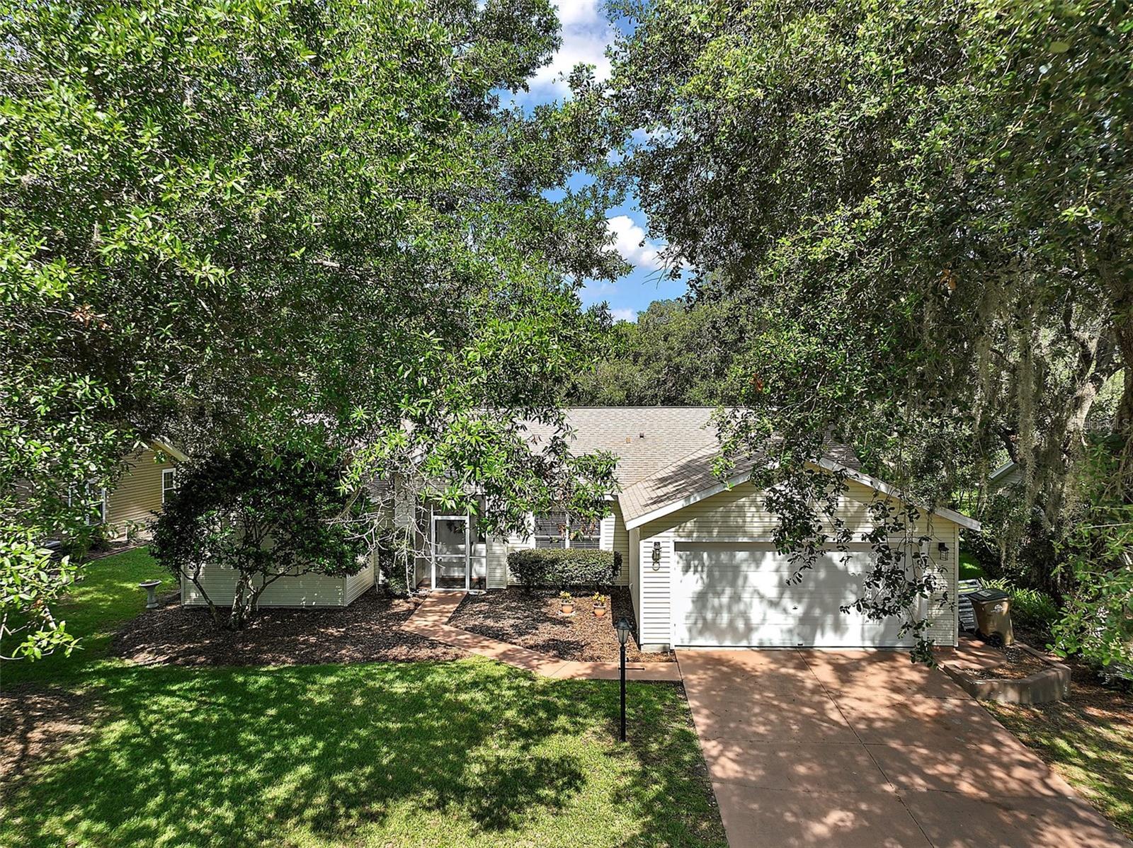 Image 33 of 35 For 4300 Leafway Circle