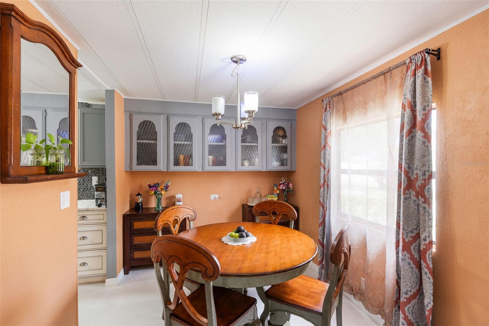 Image 11 of 18 For 17511 Palm Drive
