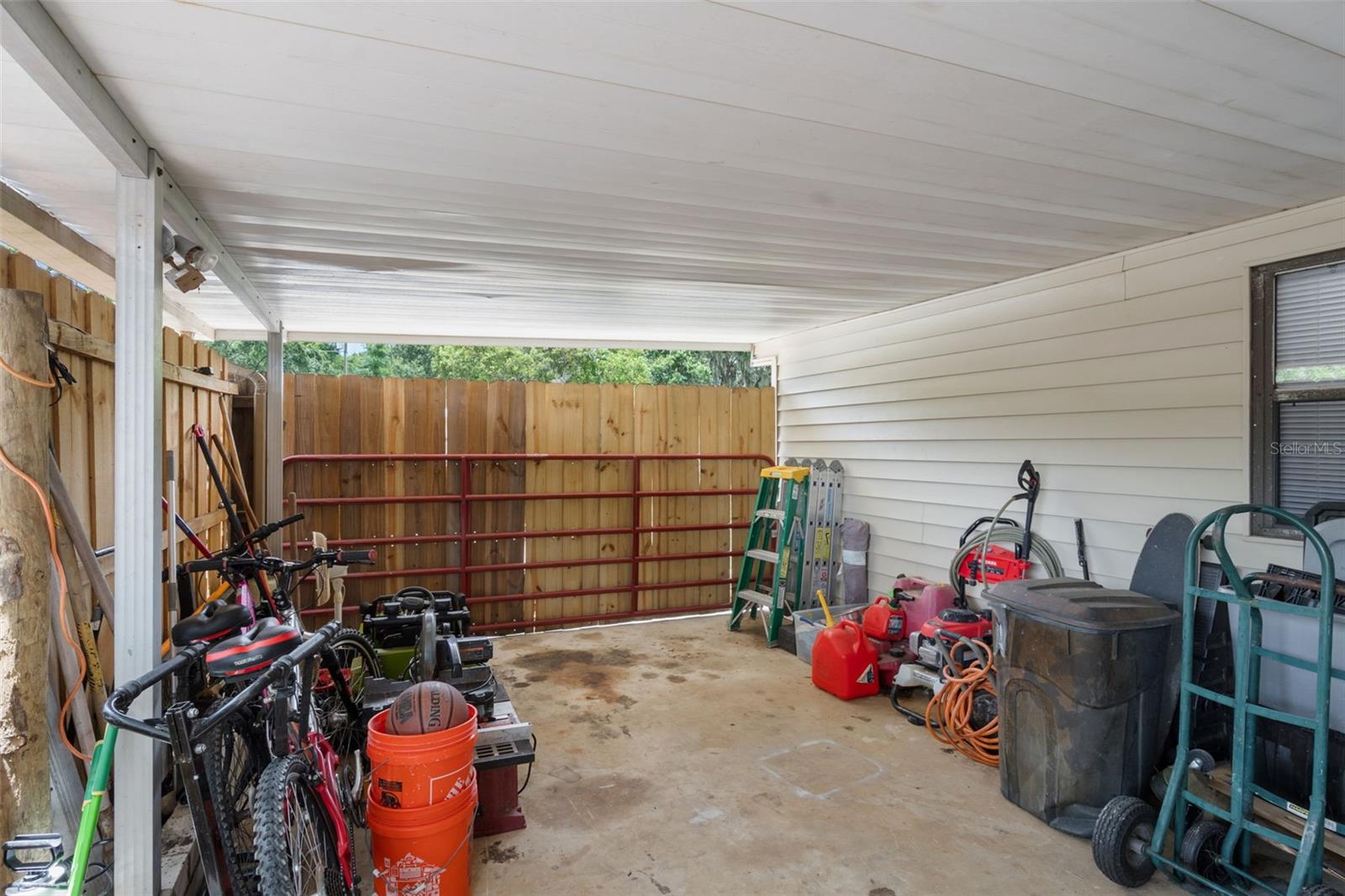 Image 9 of 18 For 17511 Palm Drive