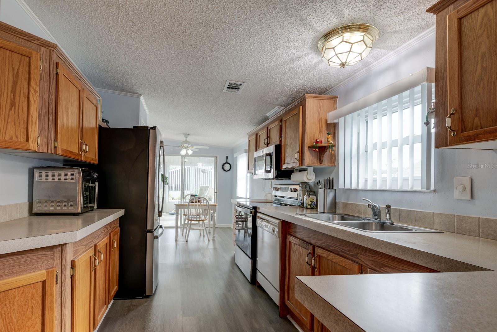 Image 9 of 36 For 11926 Milan Way