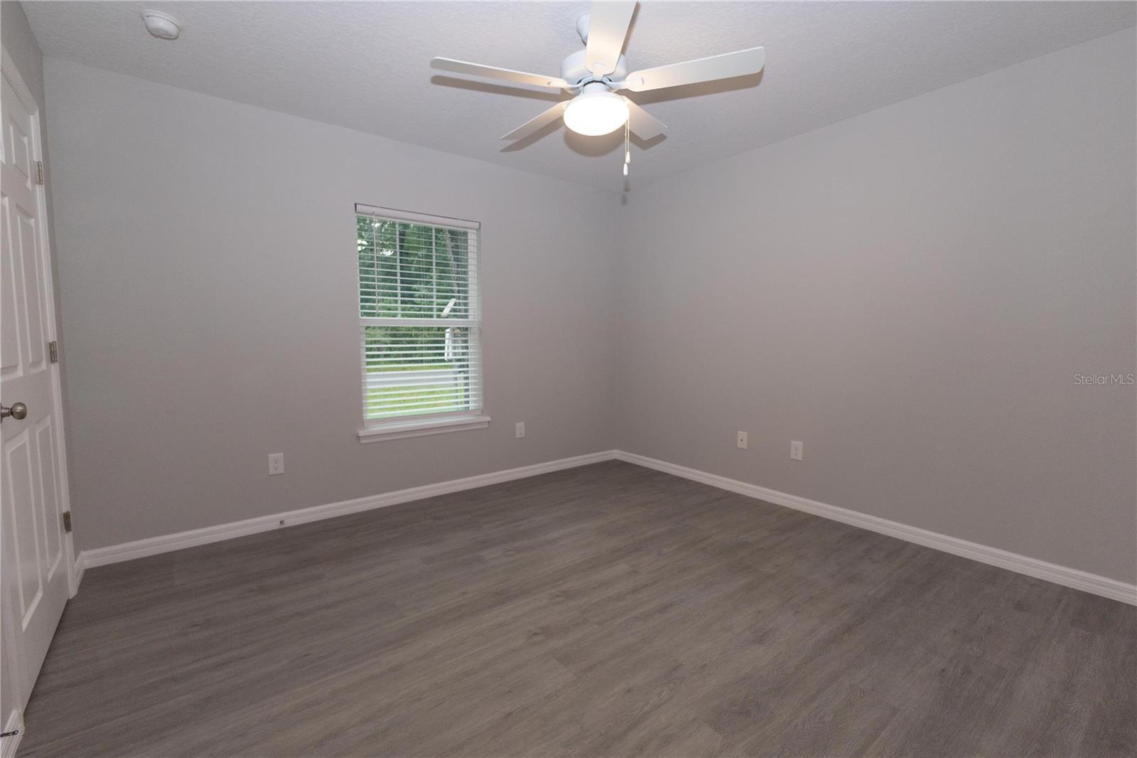 Image 12 of 20 For 8161 Cr 647  