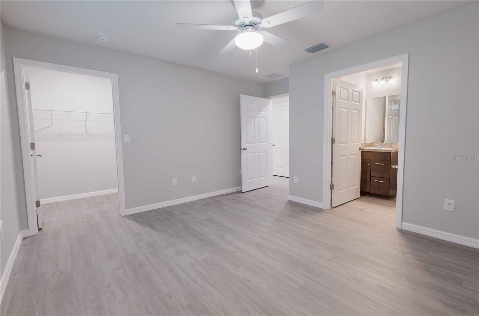Image 14 of 20 For 8161 Cr 647  