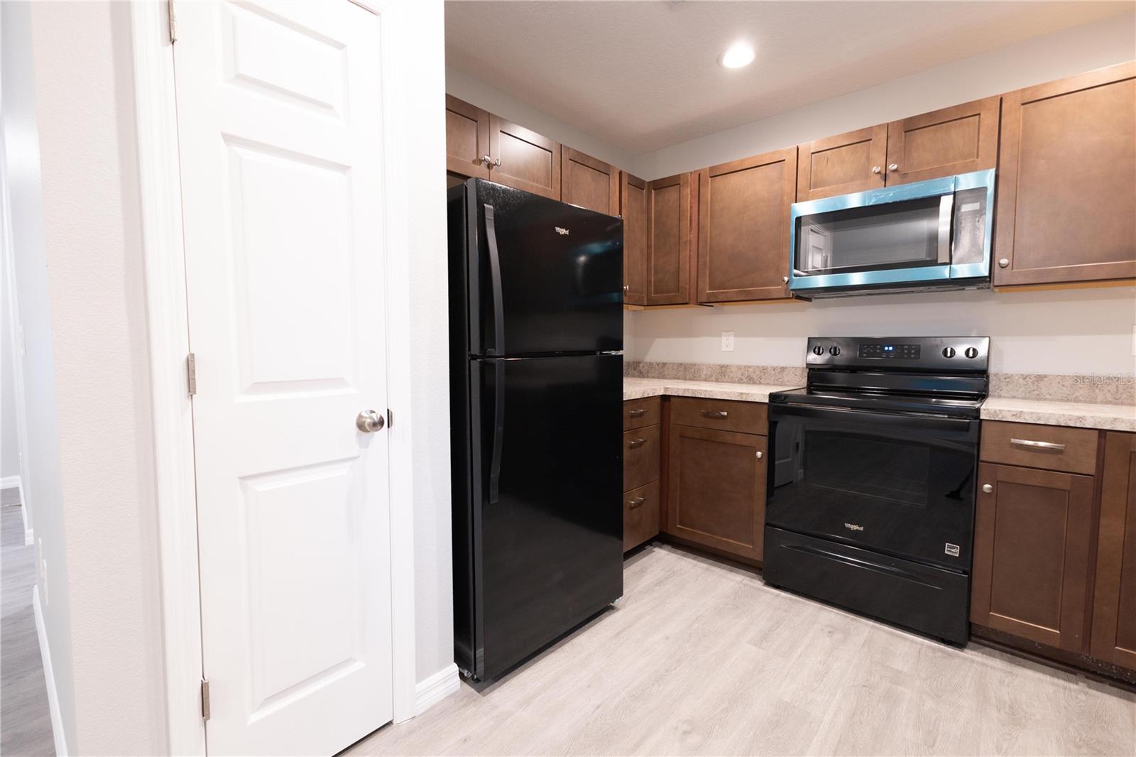 Image 6 of 20 For 8161 Cr 647  