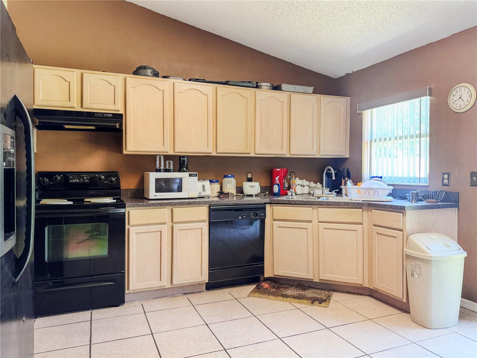 Image 11 of 27 For 428 Coventry Estates Boulevard