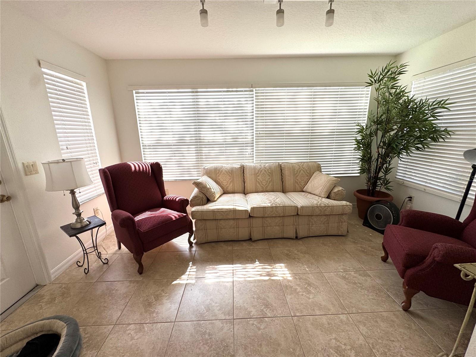 Image 3 of 11 For 17483 74th Netherclift Terrace