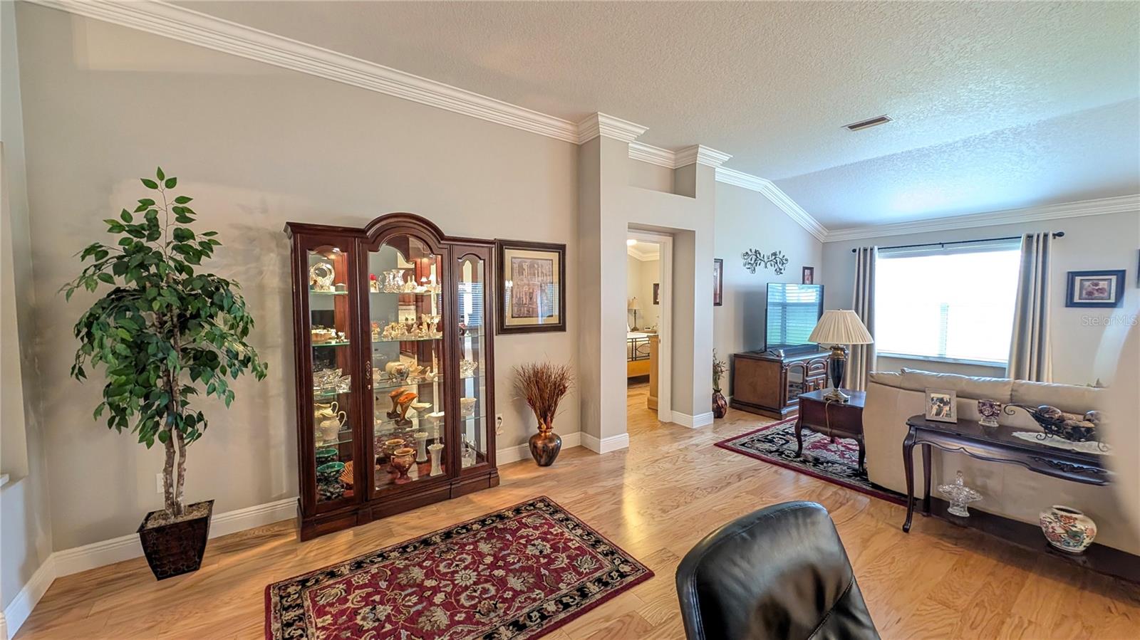 Image 12 of 46 For 1105 San Remo Lane