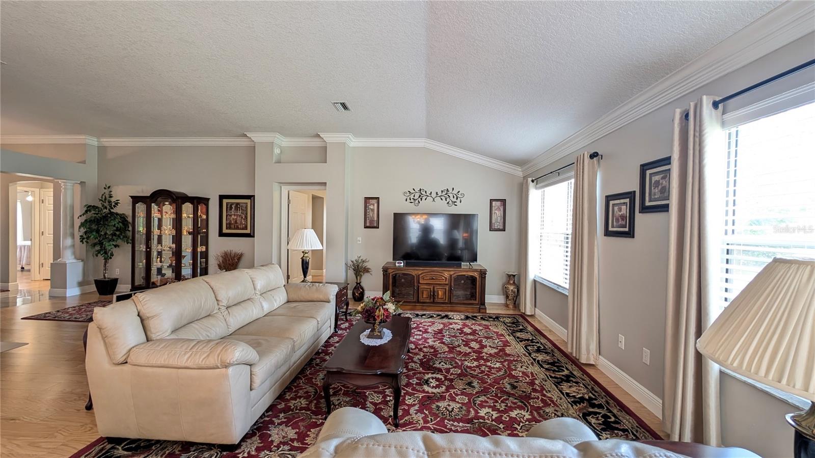 Image 18 of 46 For 1105 San Remo Lane
