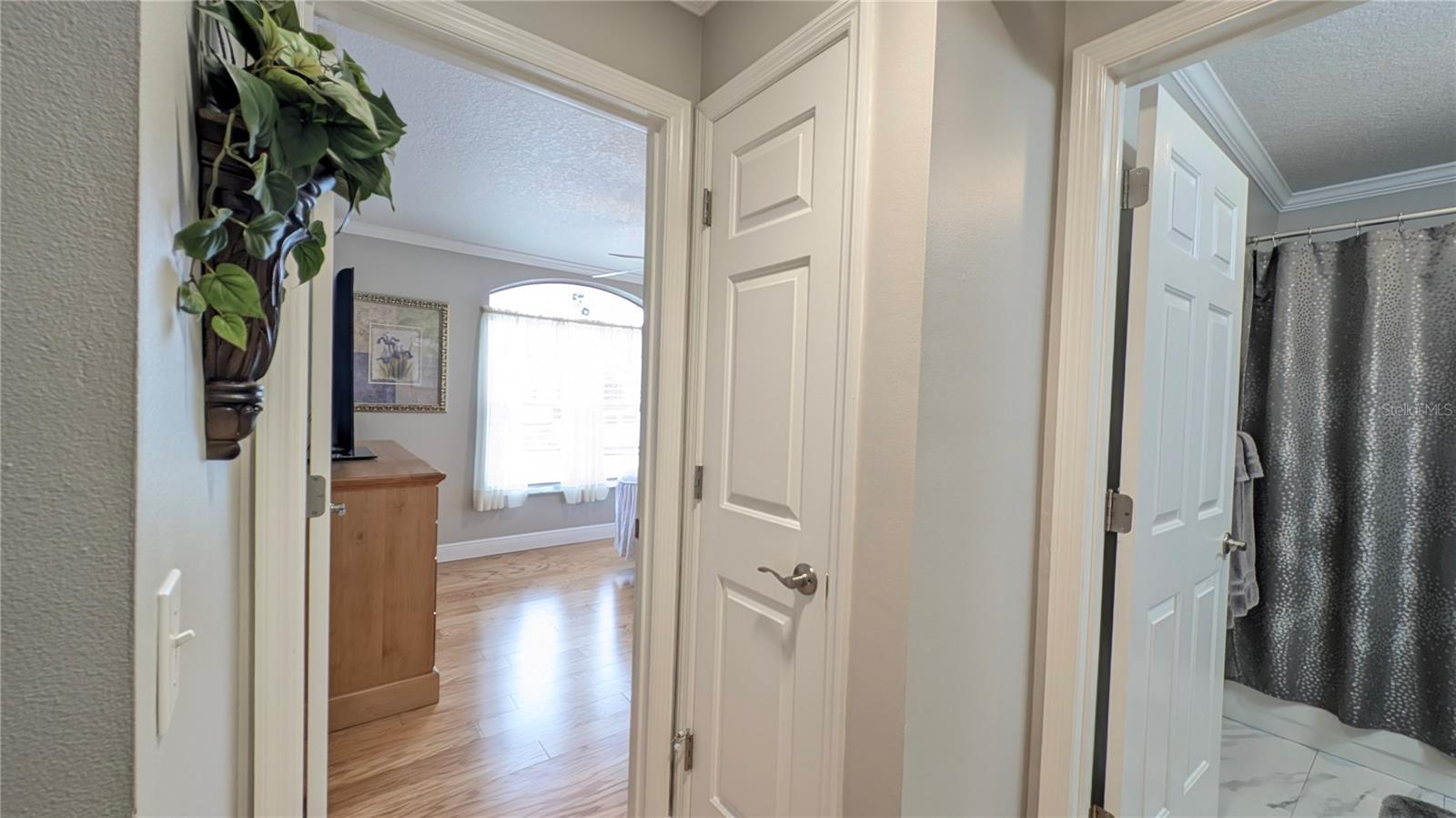 Image 22 of 46 For 1105 San Remo Lane