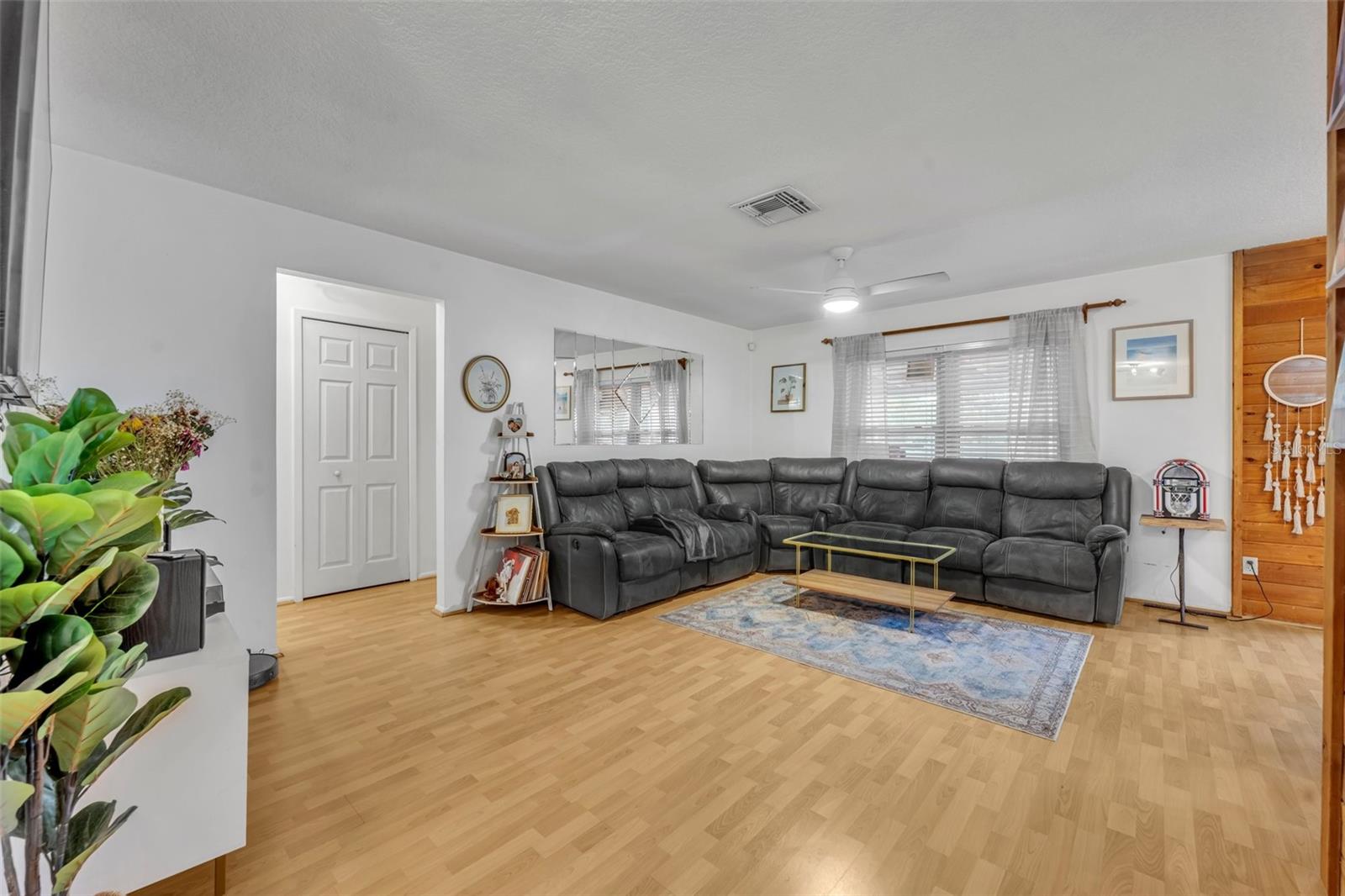 Image 3 of 23 For 2743 Nattie Court