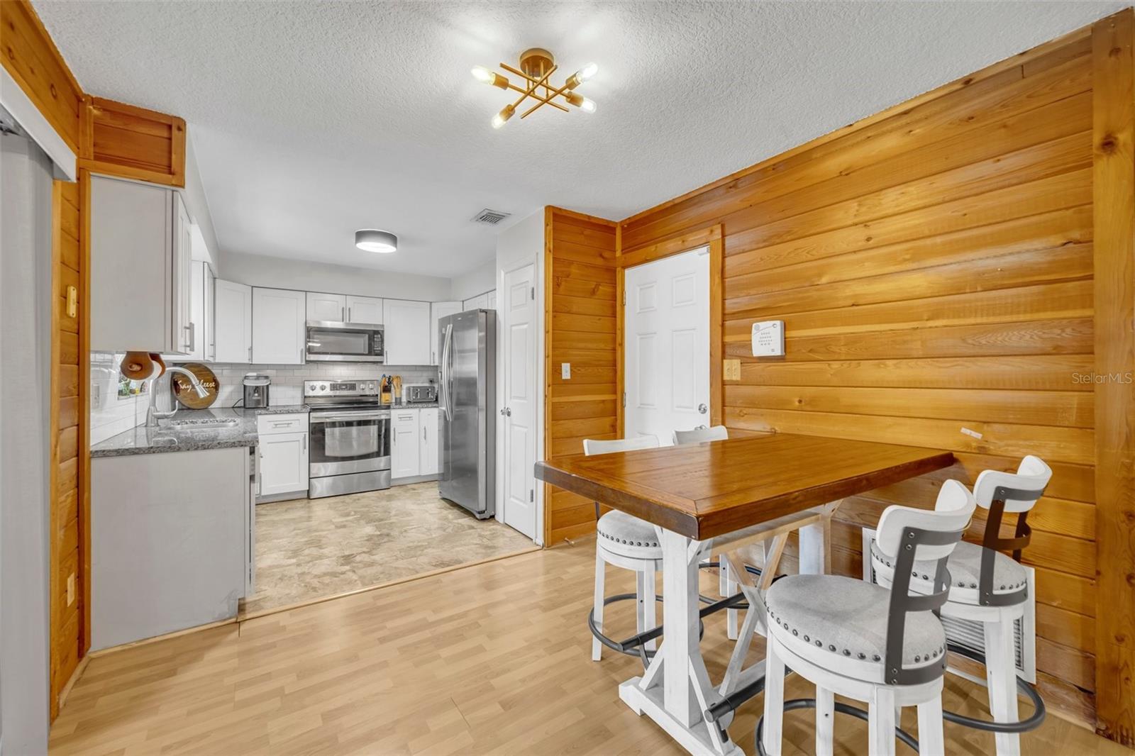 Image 8 of 23 For 2743 Nattie Court