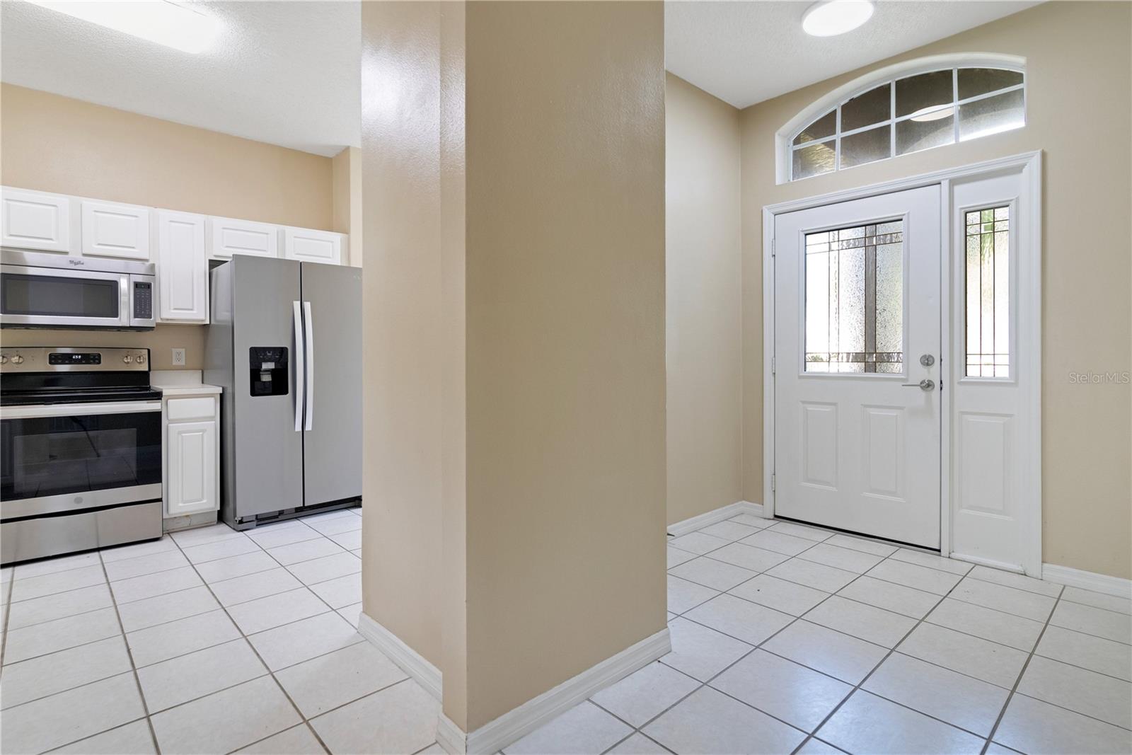 Image 4 of 30 For 14327 Cheverleigh Drive