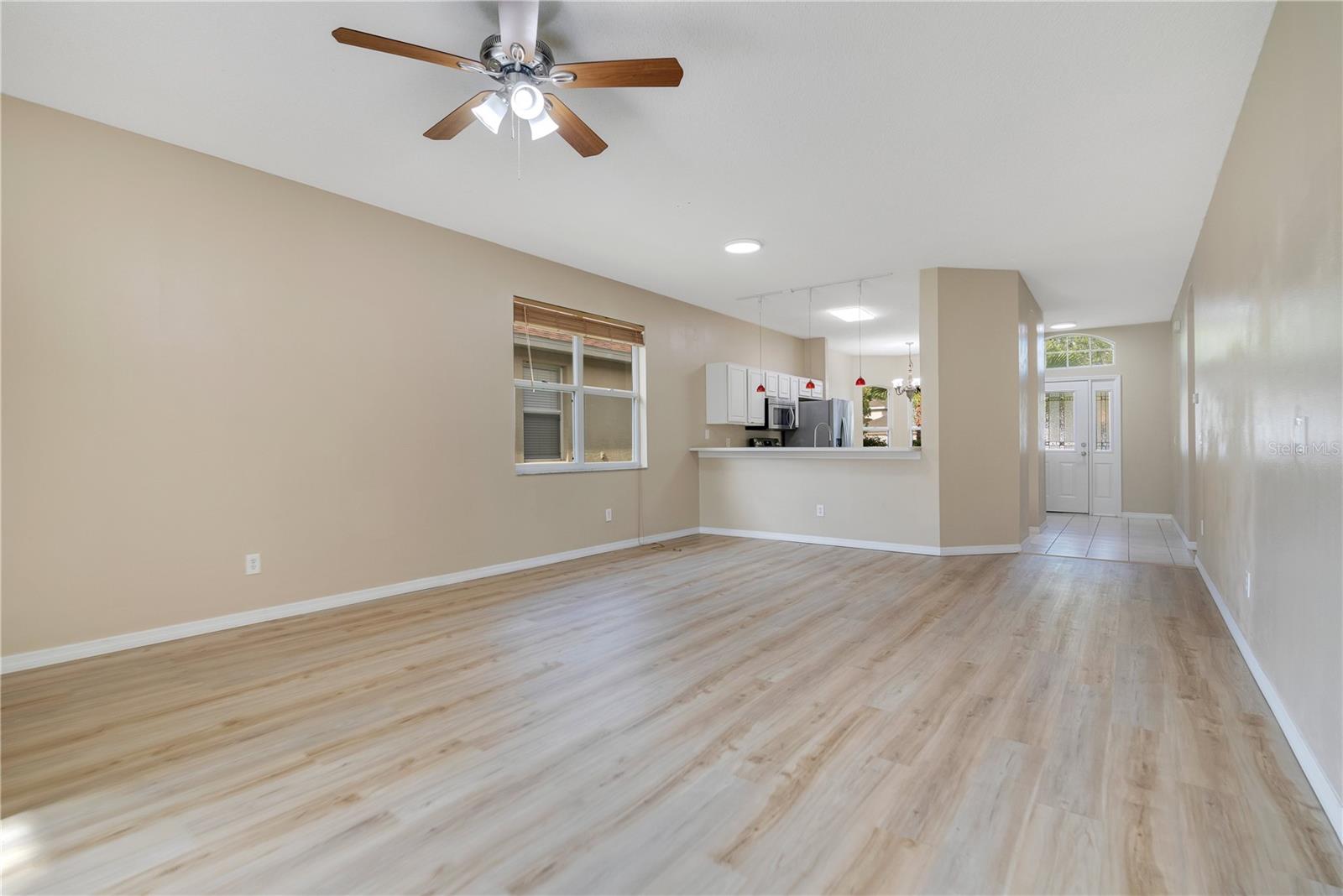Image 6 of 30 For 14327 Cheverleigh Drive