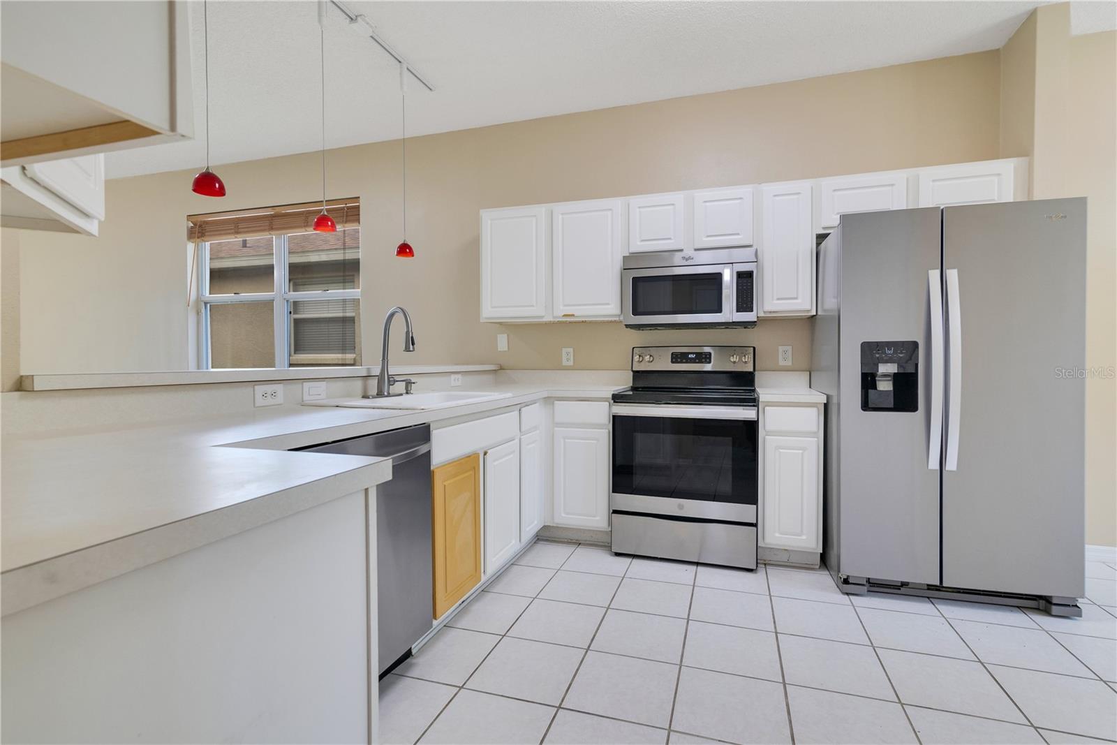 Image 9 of 30 For 14327 Cheverleigh Drive
