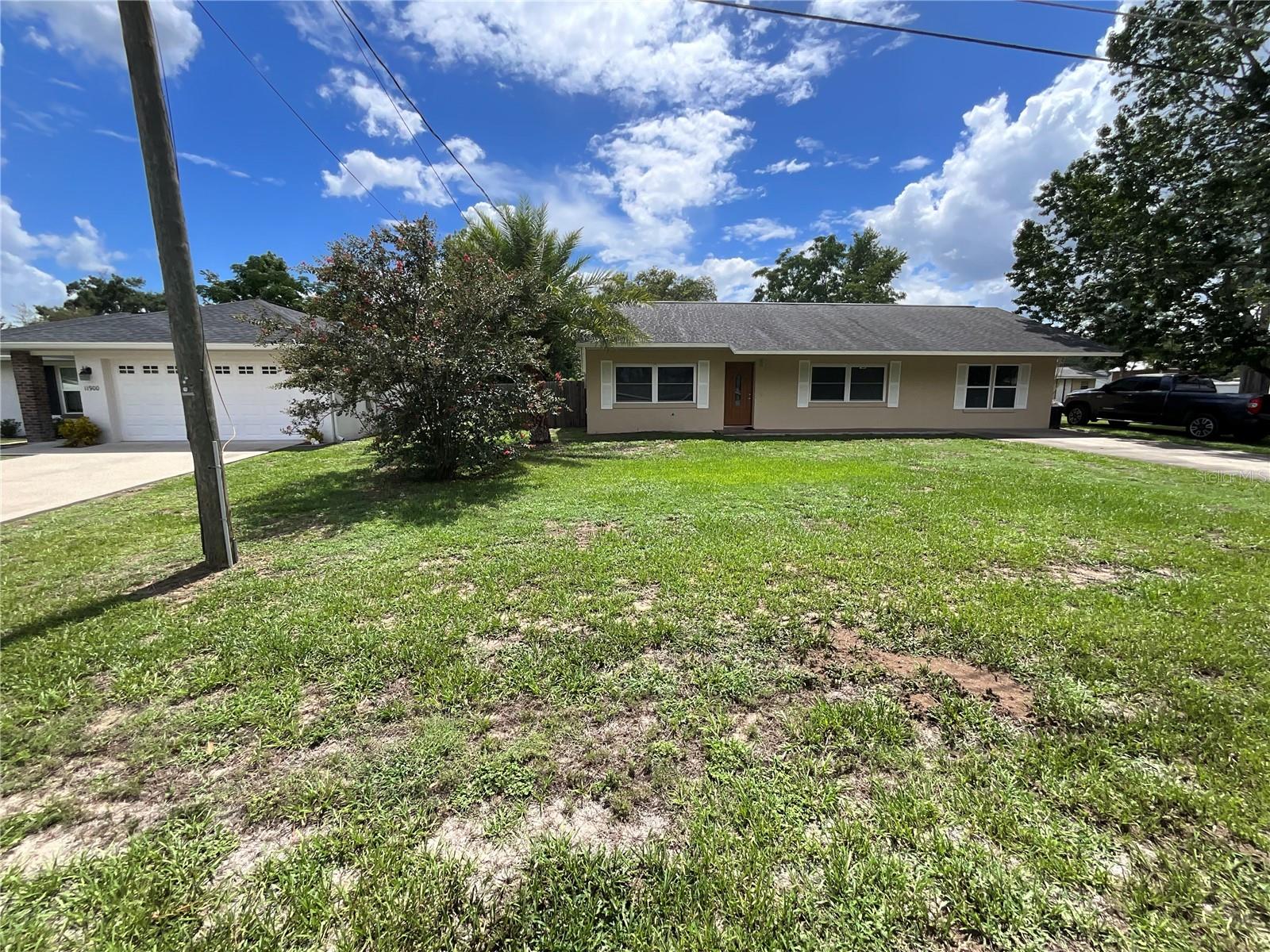 Image 2 of 34 For 11888 71st Avenue Road