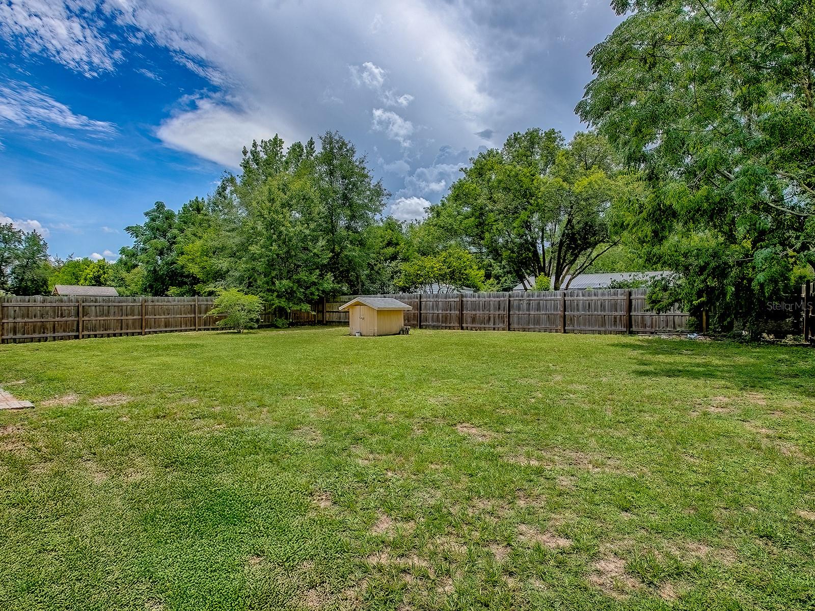 Image 39 of 53 For 11888 71st Avenue Road