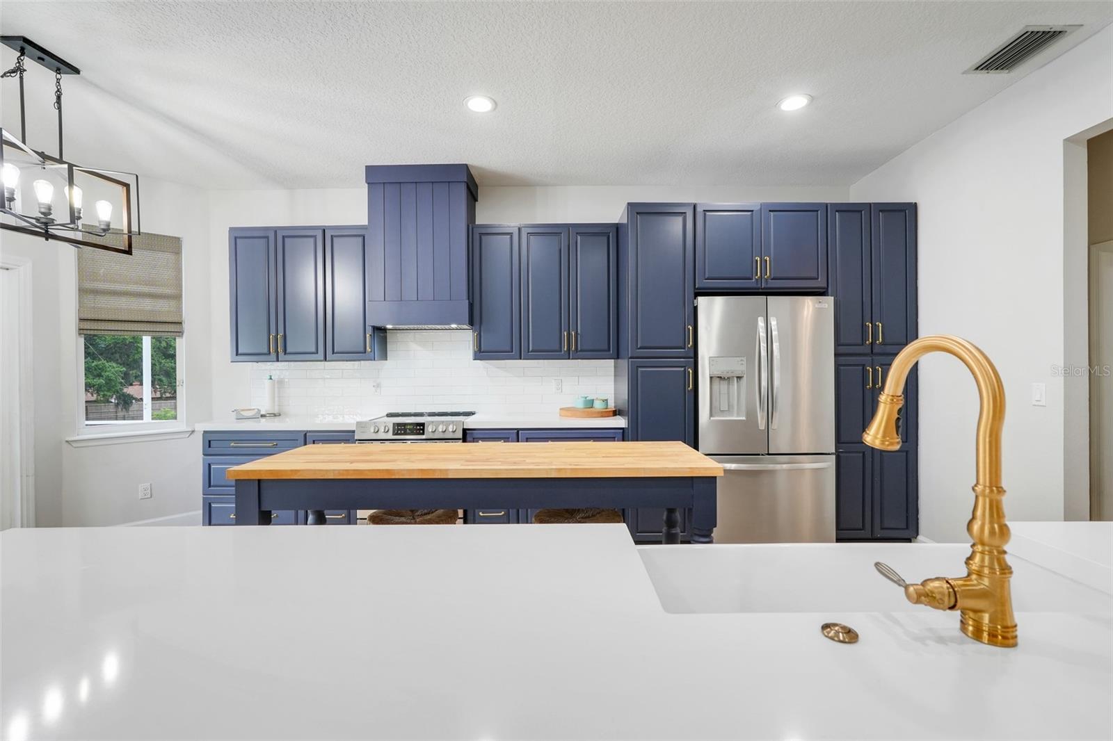Image 13 of 38 For 15629 Catherine Circle