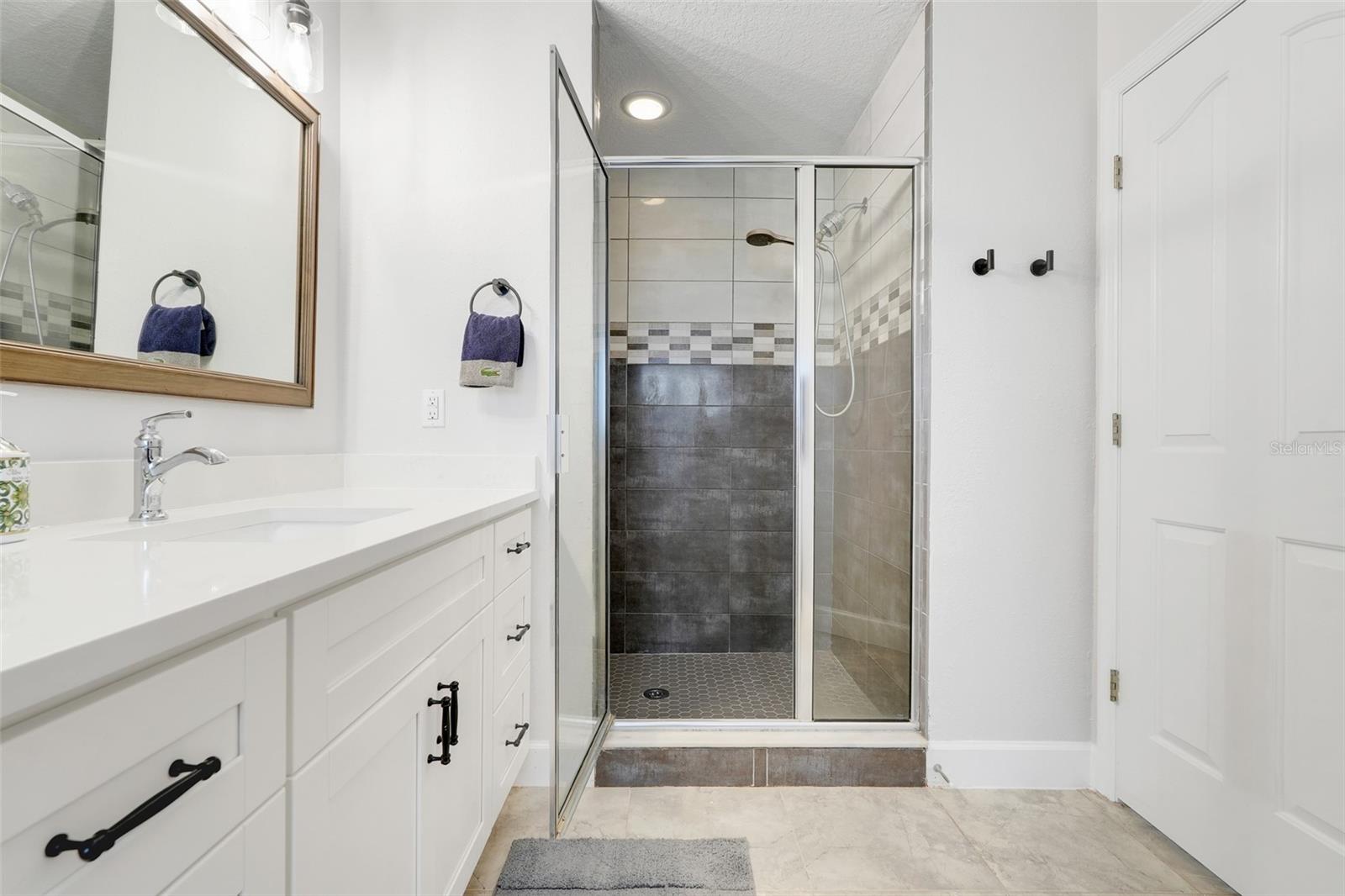 Image 20 of 38 For 15629 Catherine Circle