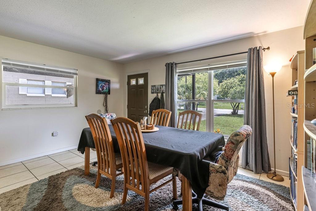 Image 9 of 29 For 1415 Braebury Drive