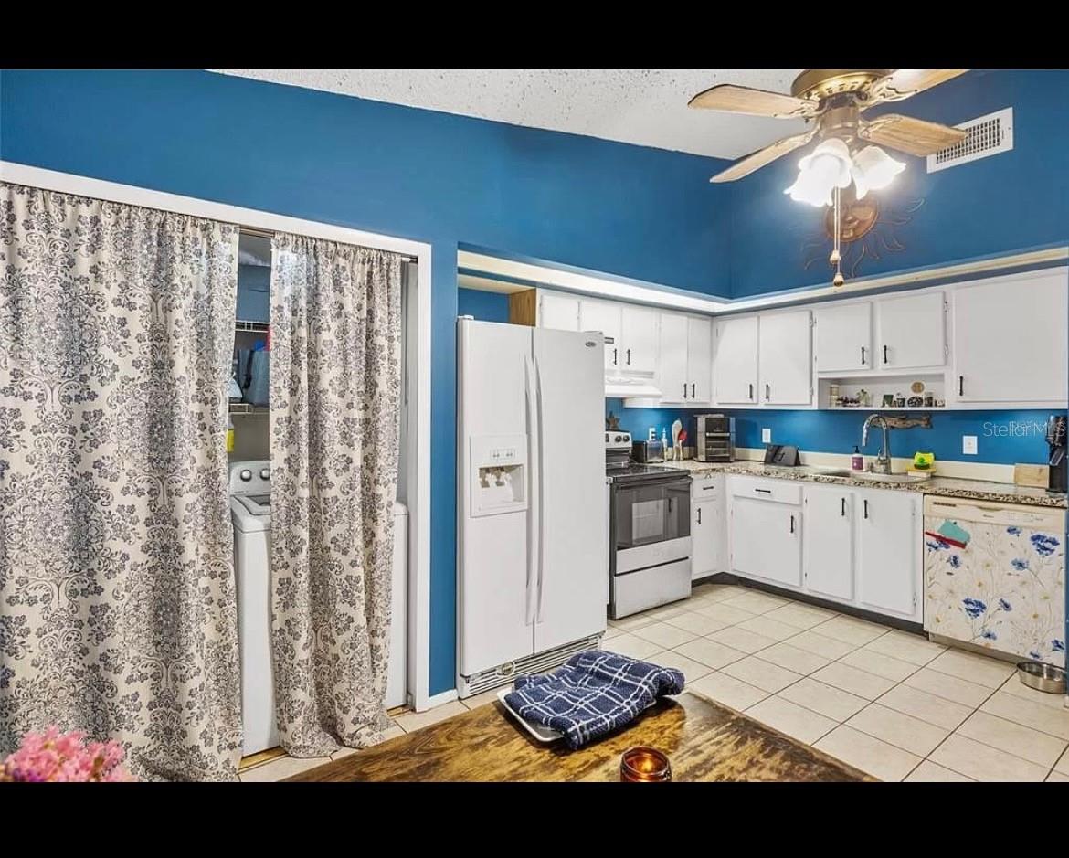 Image 10 of 19 For 3015 Casselwood Street