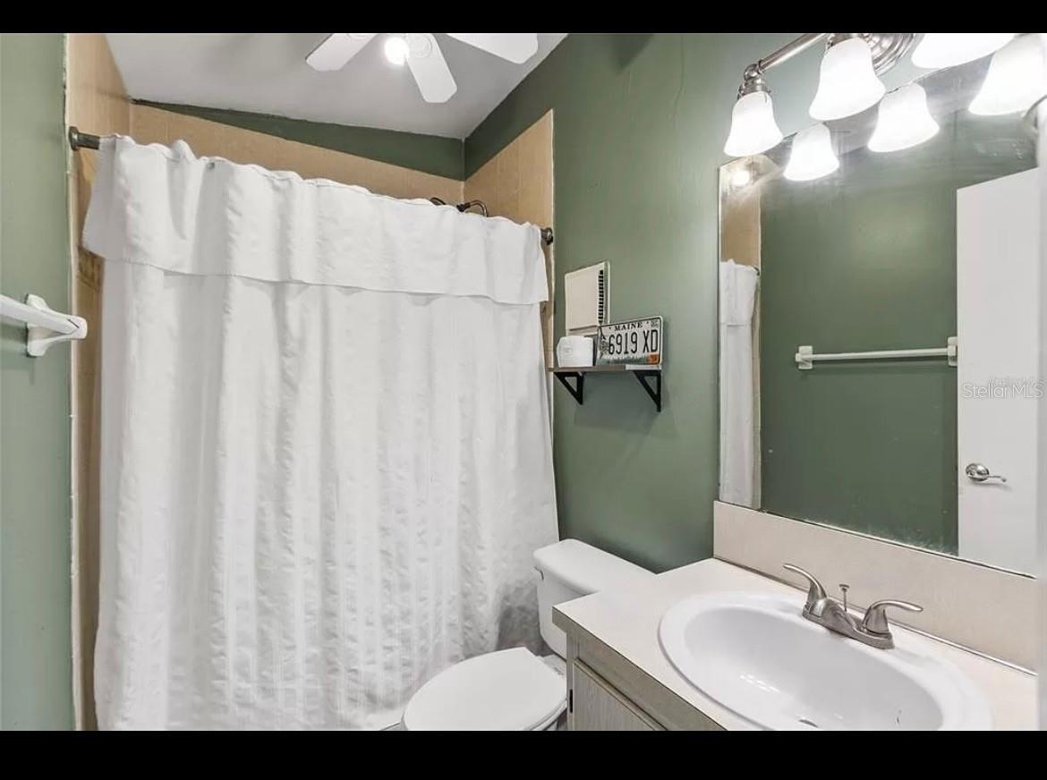 Image 16 of 19 For 3015 Casselwood Street