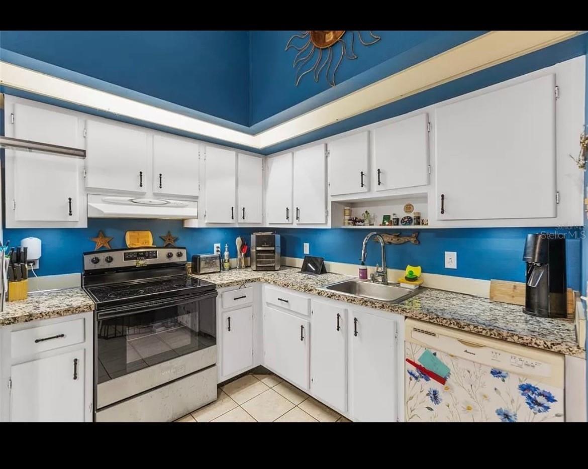 Image 7 of 19 For 3015 Casselwood Street