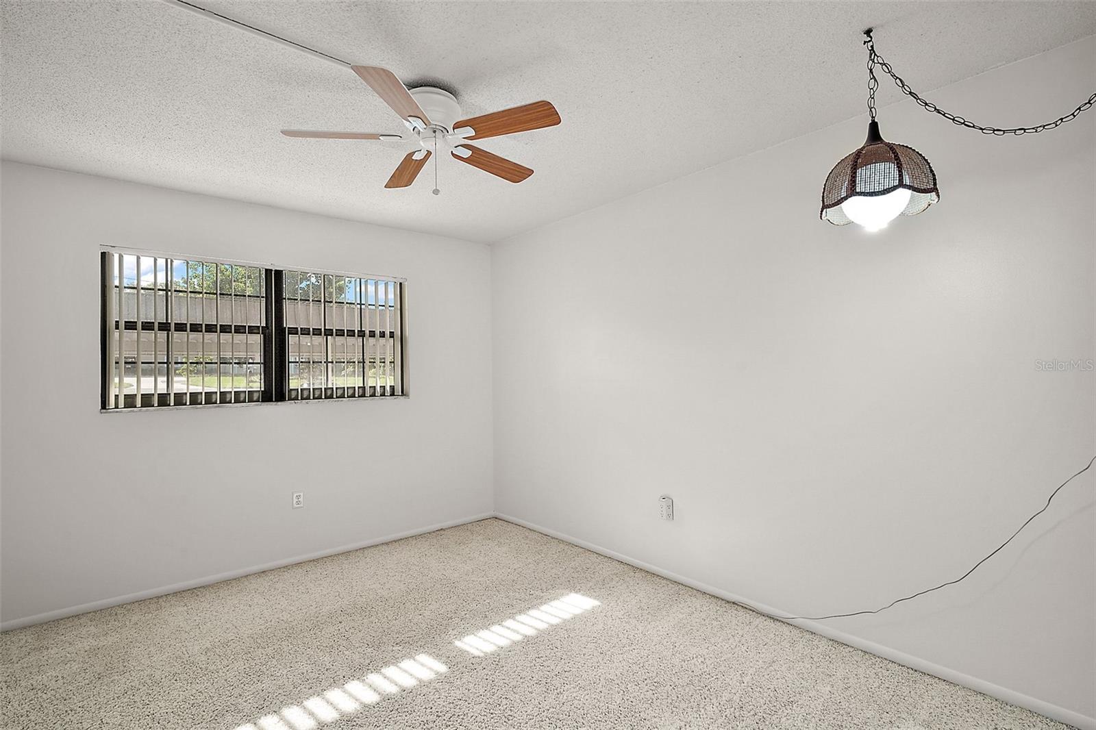 Image 15 of 28 For 101 Grandview Street 103