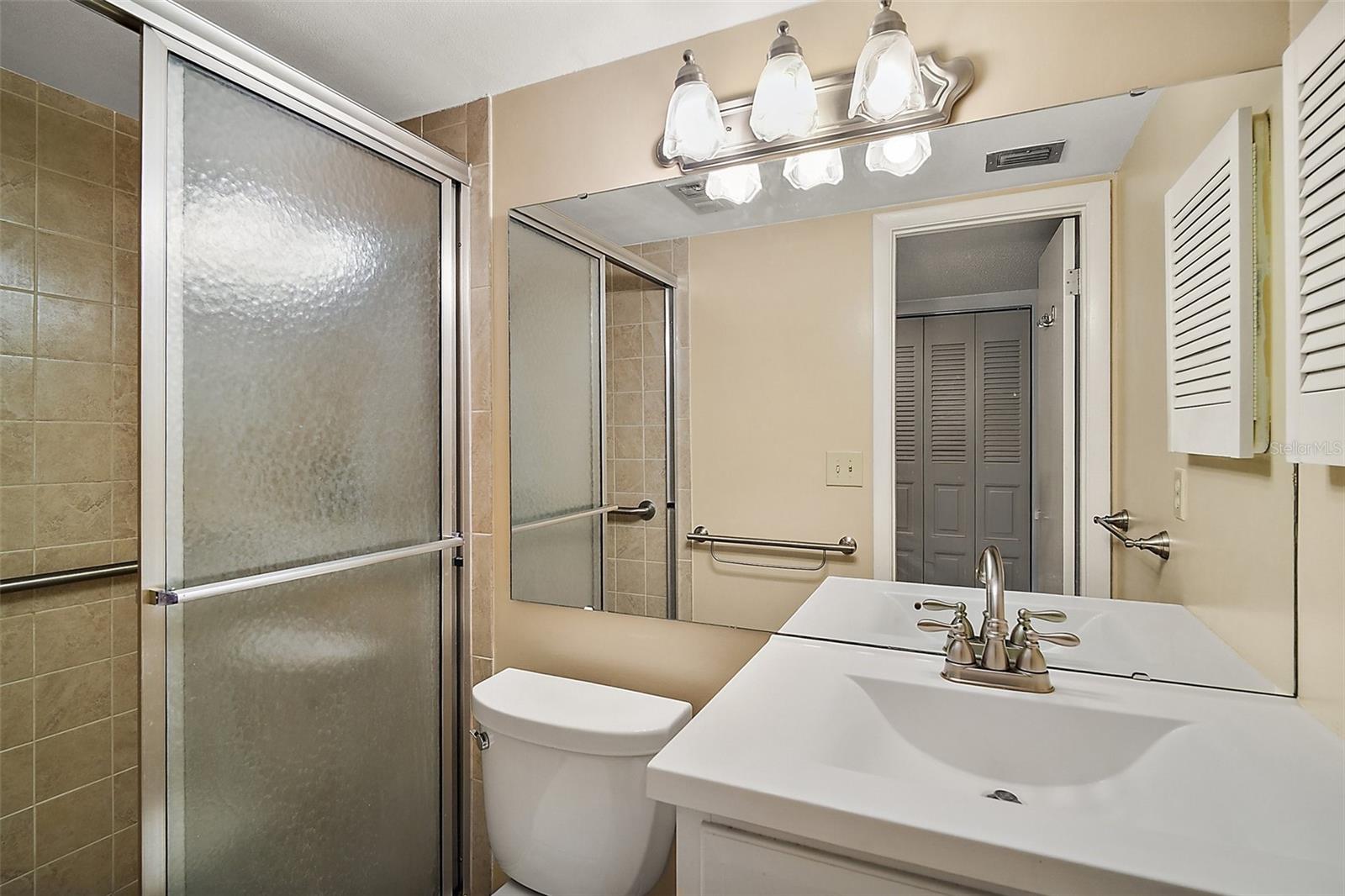 Image 16 of 28 For 101 Grandview Street 103