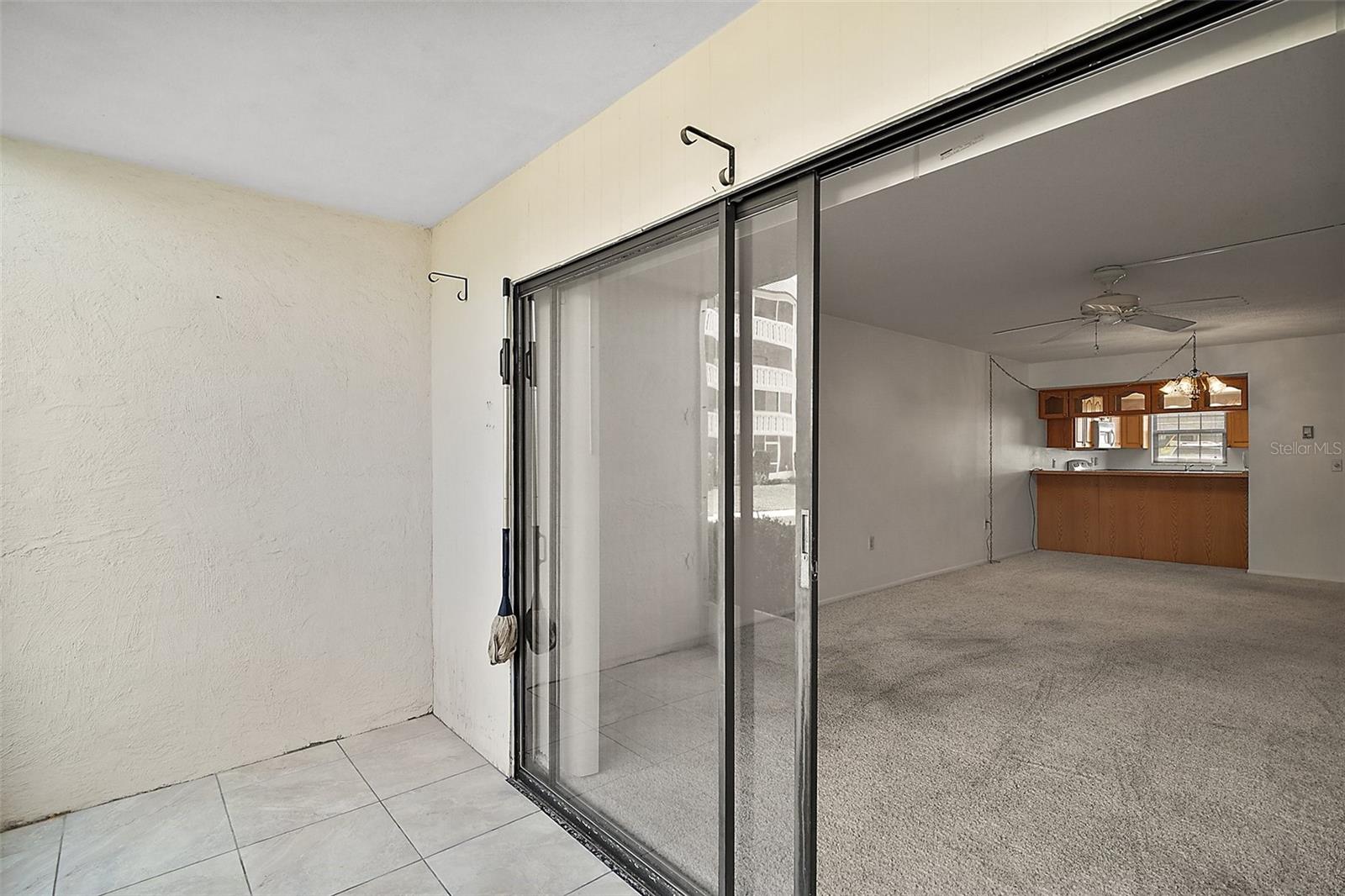 Image 18 of 28 For 101 Grandview Street 103