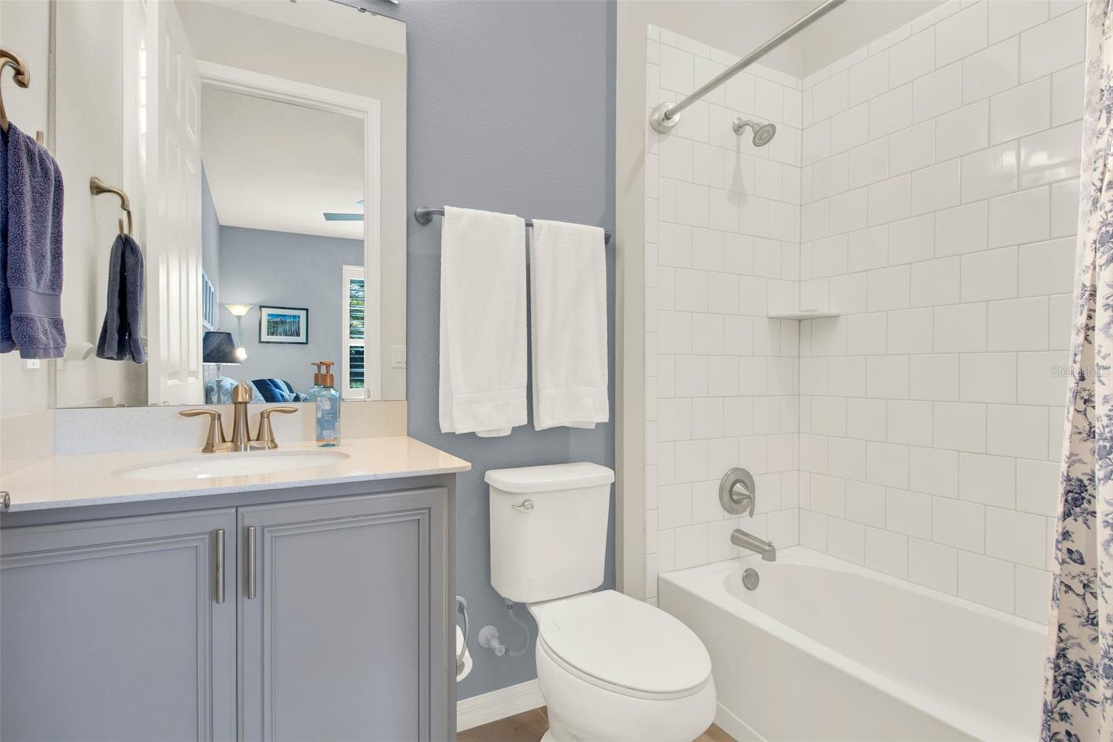 Image 31 of 81 For 446 Treviso Drive