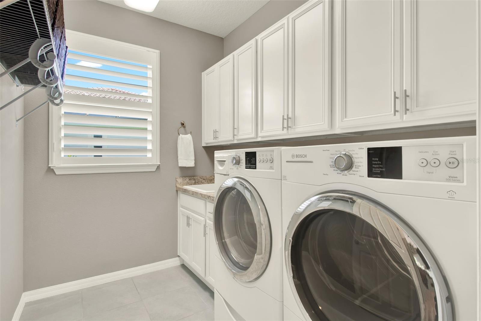 Image 34 of 81 For 446 Treviso Drive