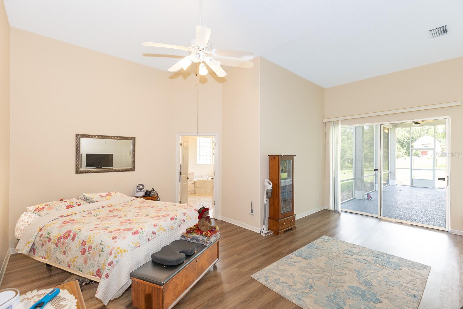 Image 12 of 55 For 32025 Timberlake Drive
