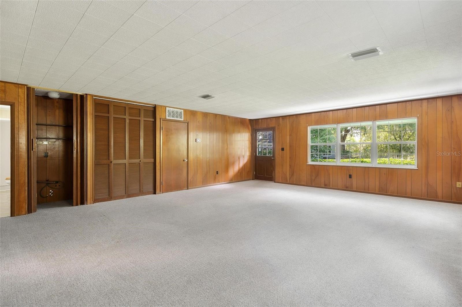 Image 62 of 82 For 9223 Silver Lake Drive